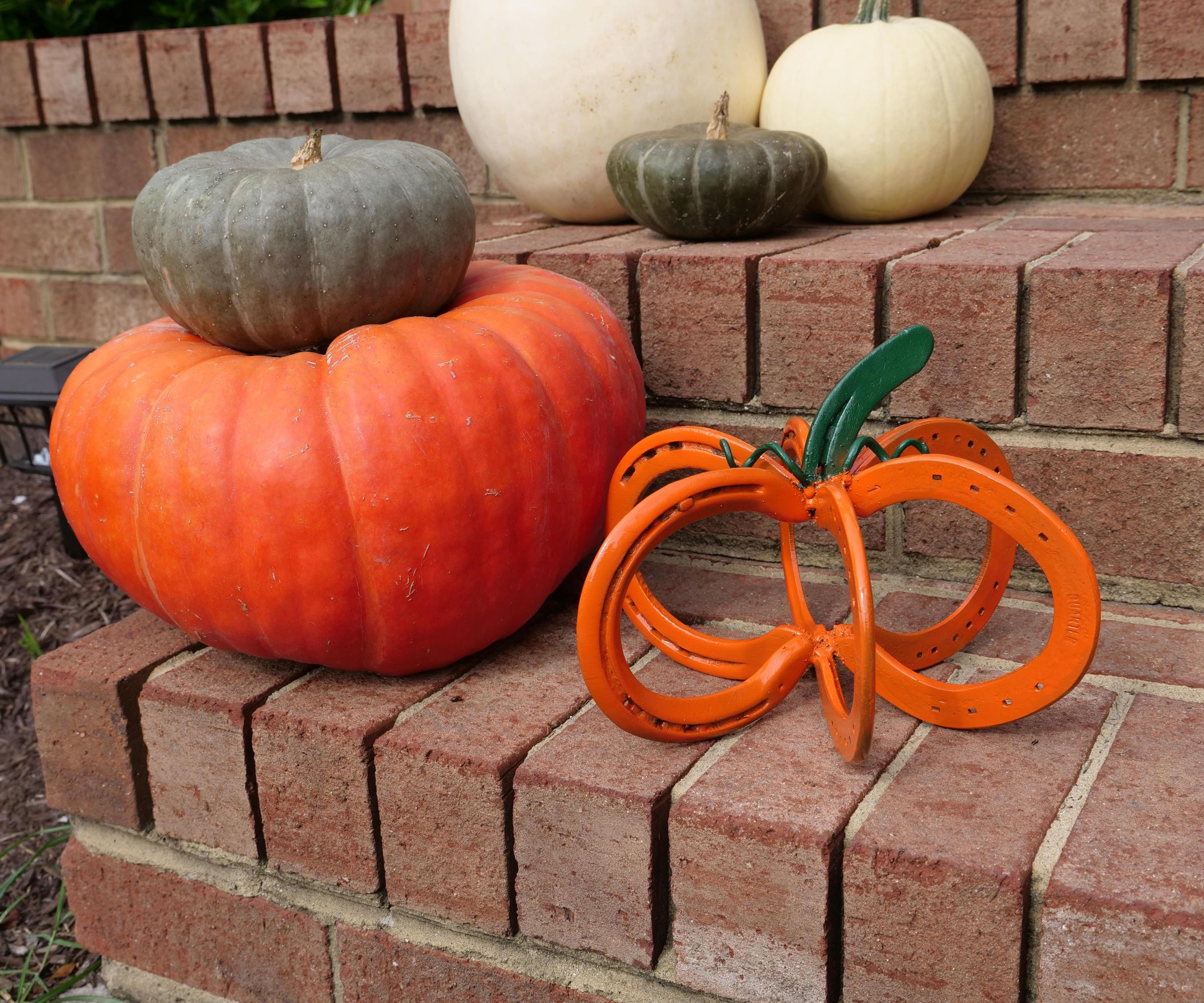 Making Permanent Horseshoe Pumpkins 9 Steps (with Pictures