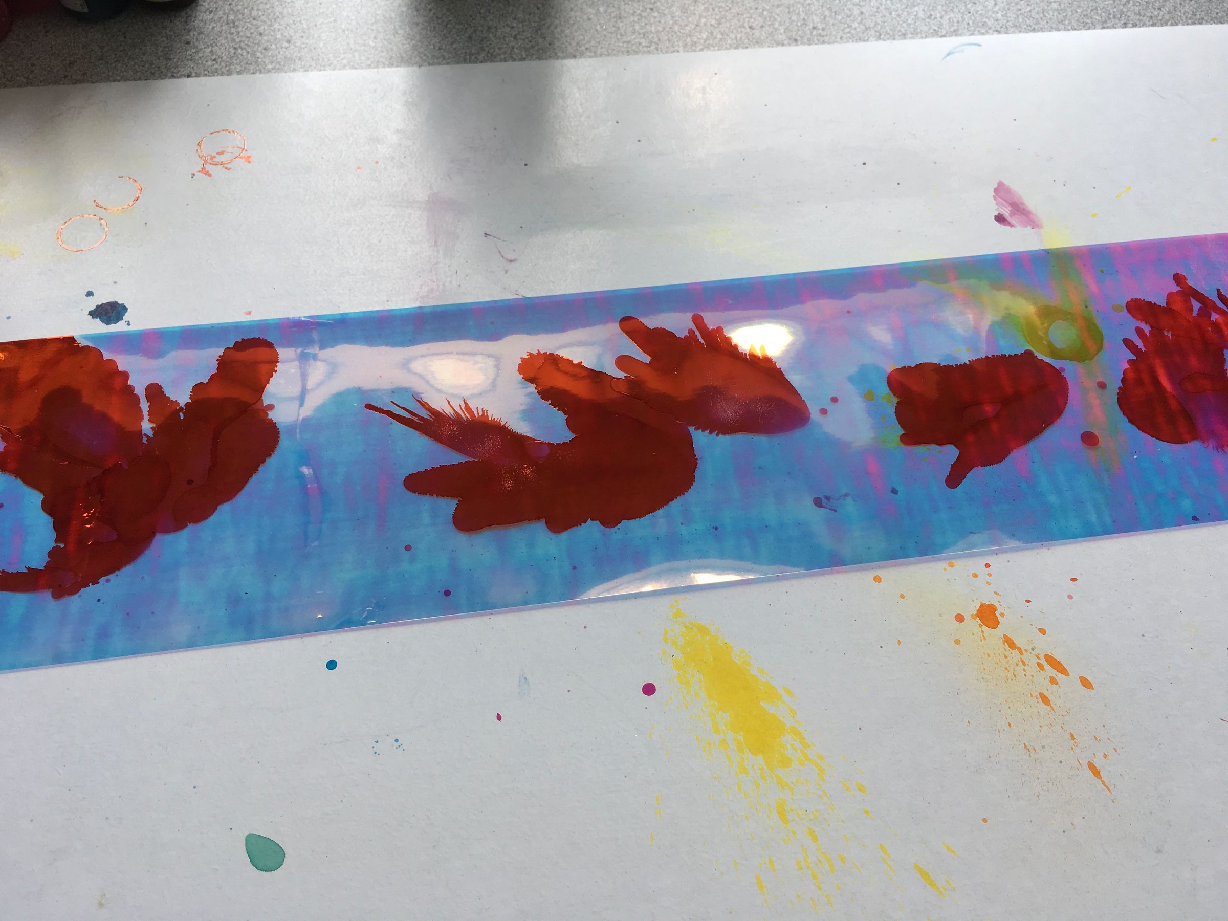 Alcohol Ink and Angelina Film GravityDefying Sculpture 6 Steps (with