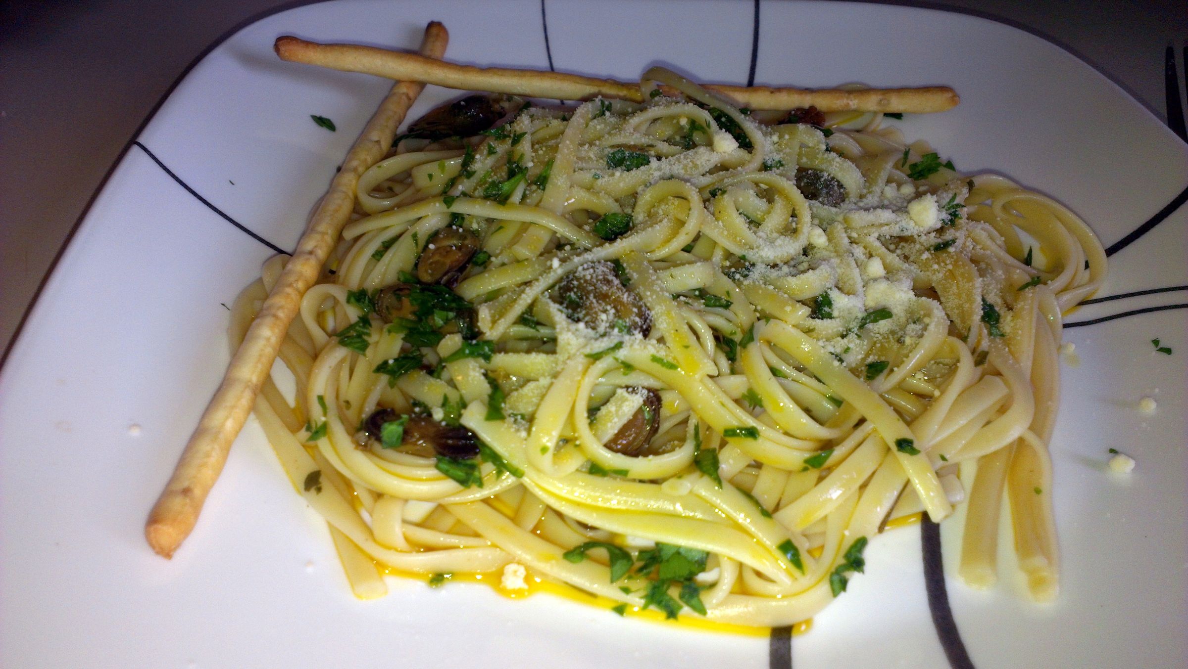 Easy Linguine with Mussels!!!