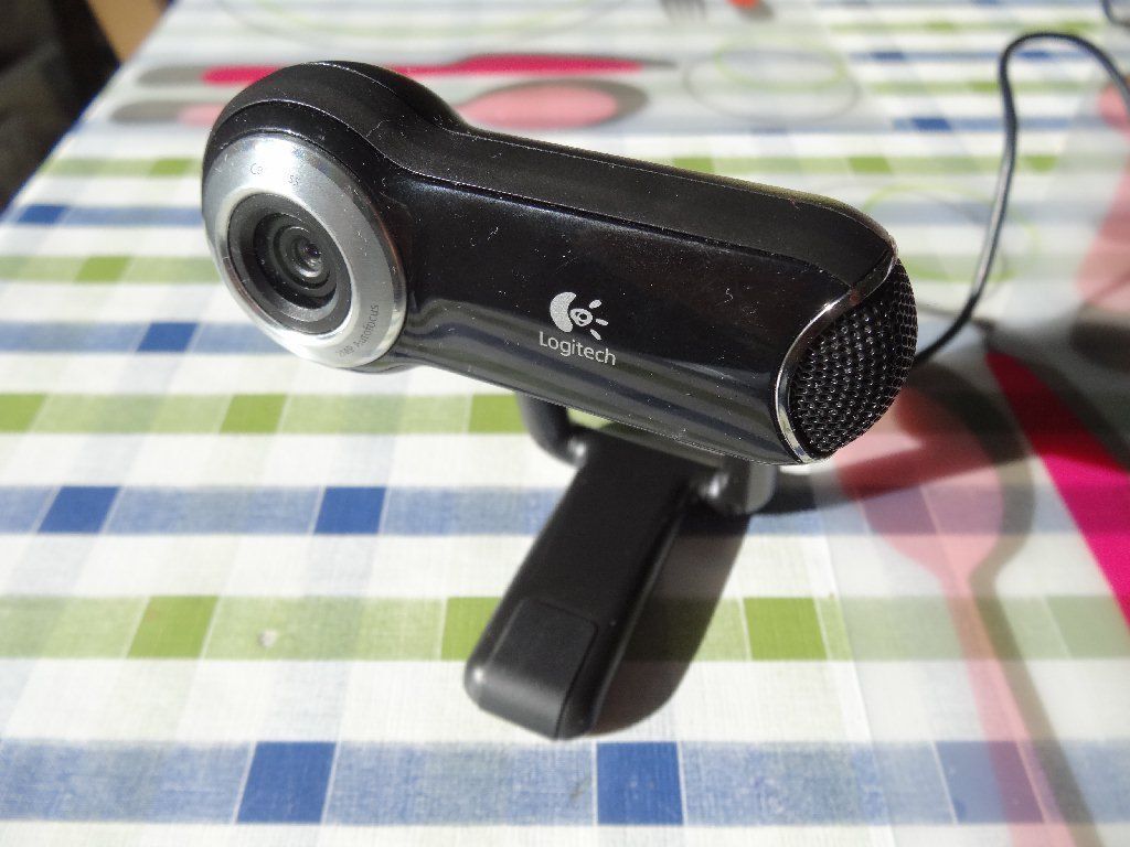 A Homemade camspectrometer for Emission and Absorption Spectra 4