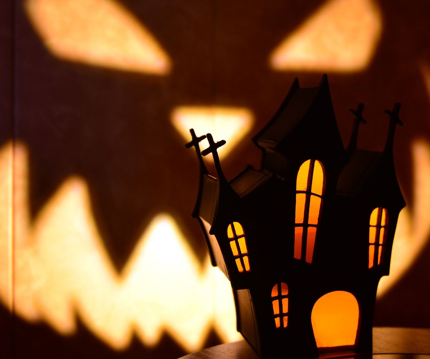 Halloween Scary House Lamp 