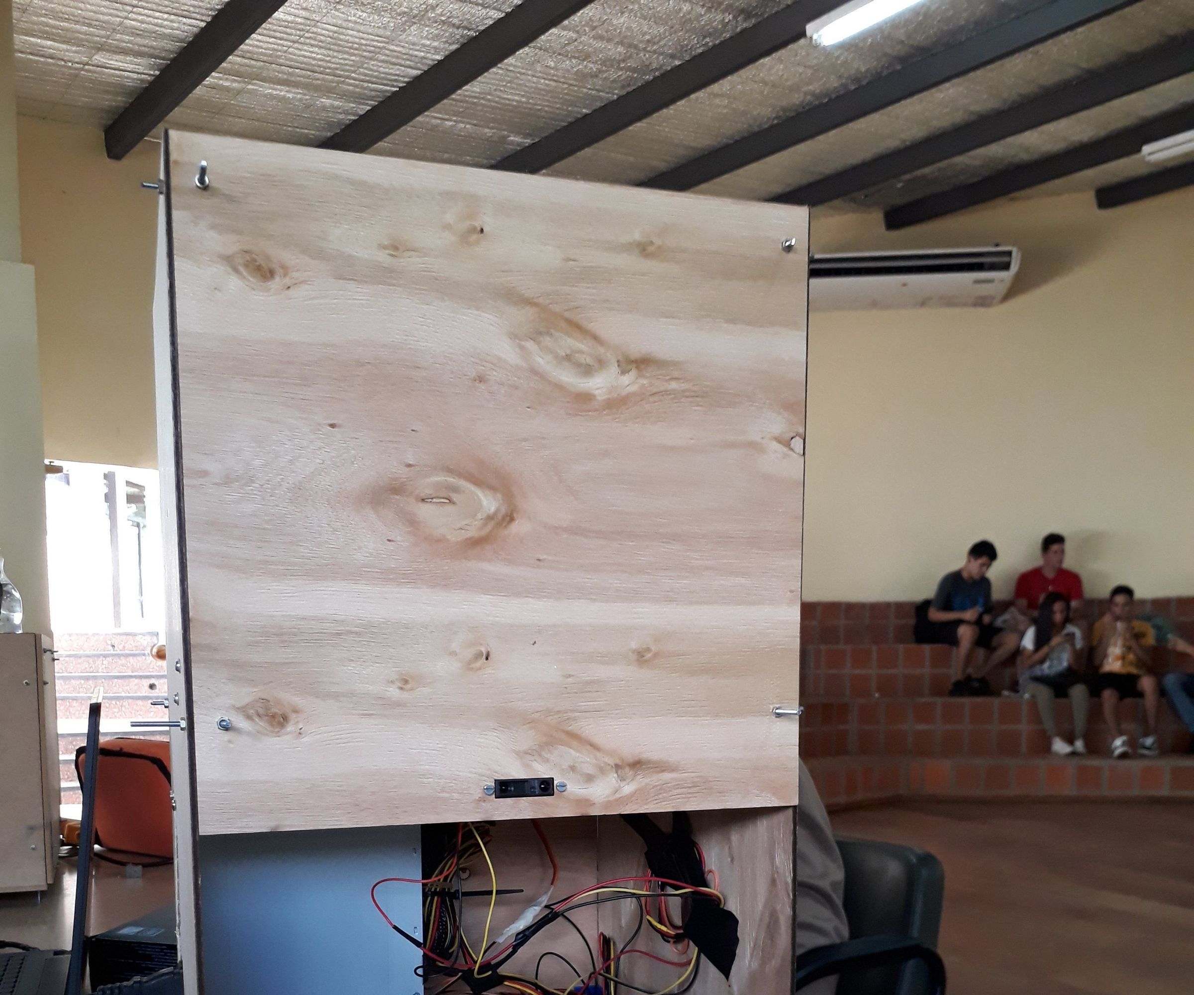 Dispensador De Alimentos Para Animales (DAA)