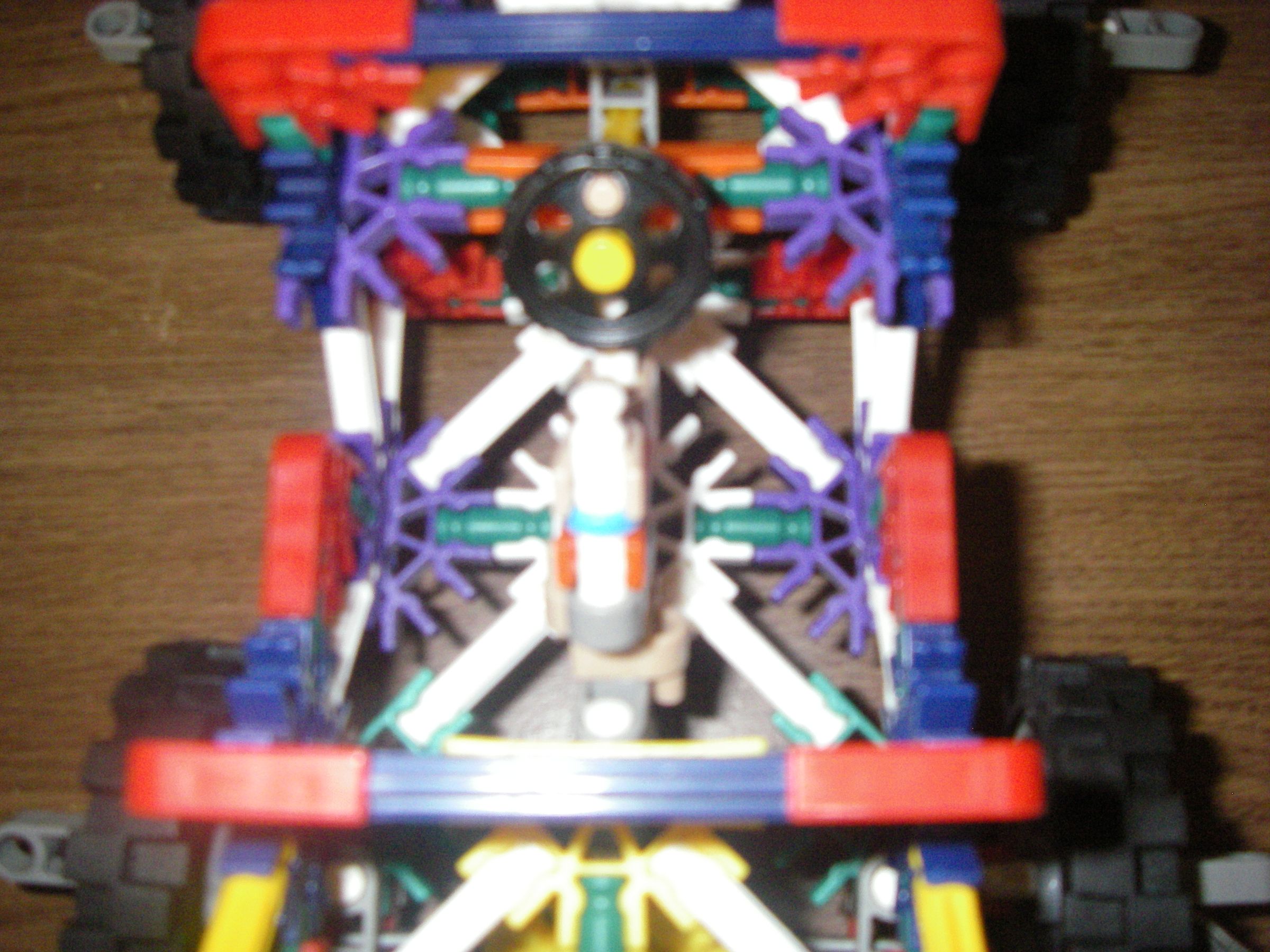 Knexsuperbuilderfreak's Truck With 4 Wheel Steering.