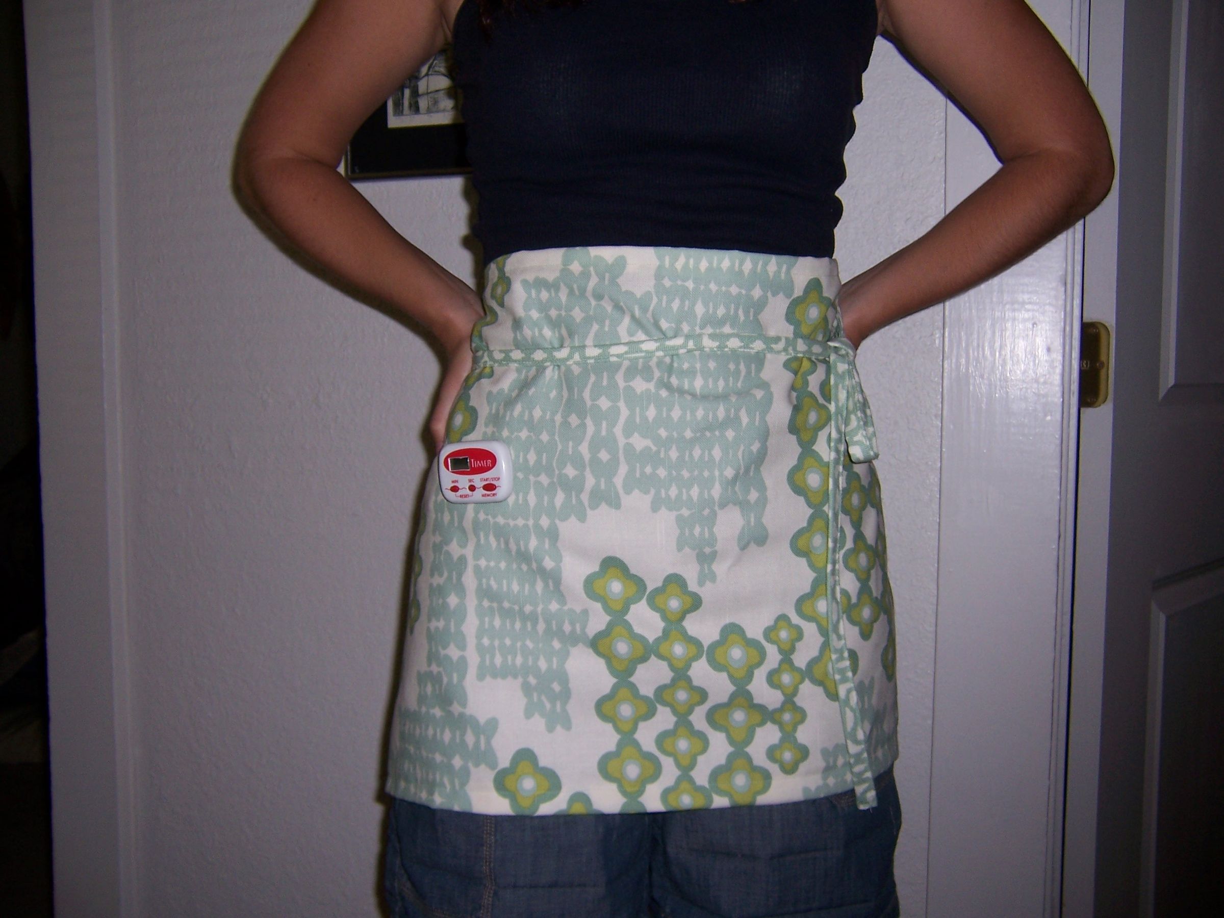 Forget Me Not Utility Apron With Timer, Sewuseful!