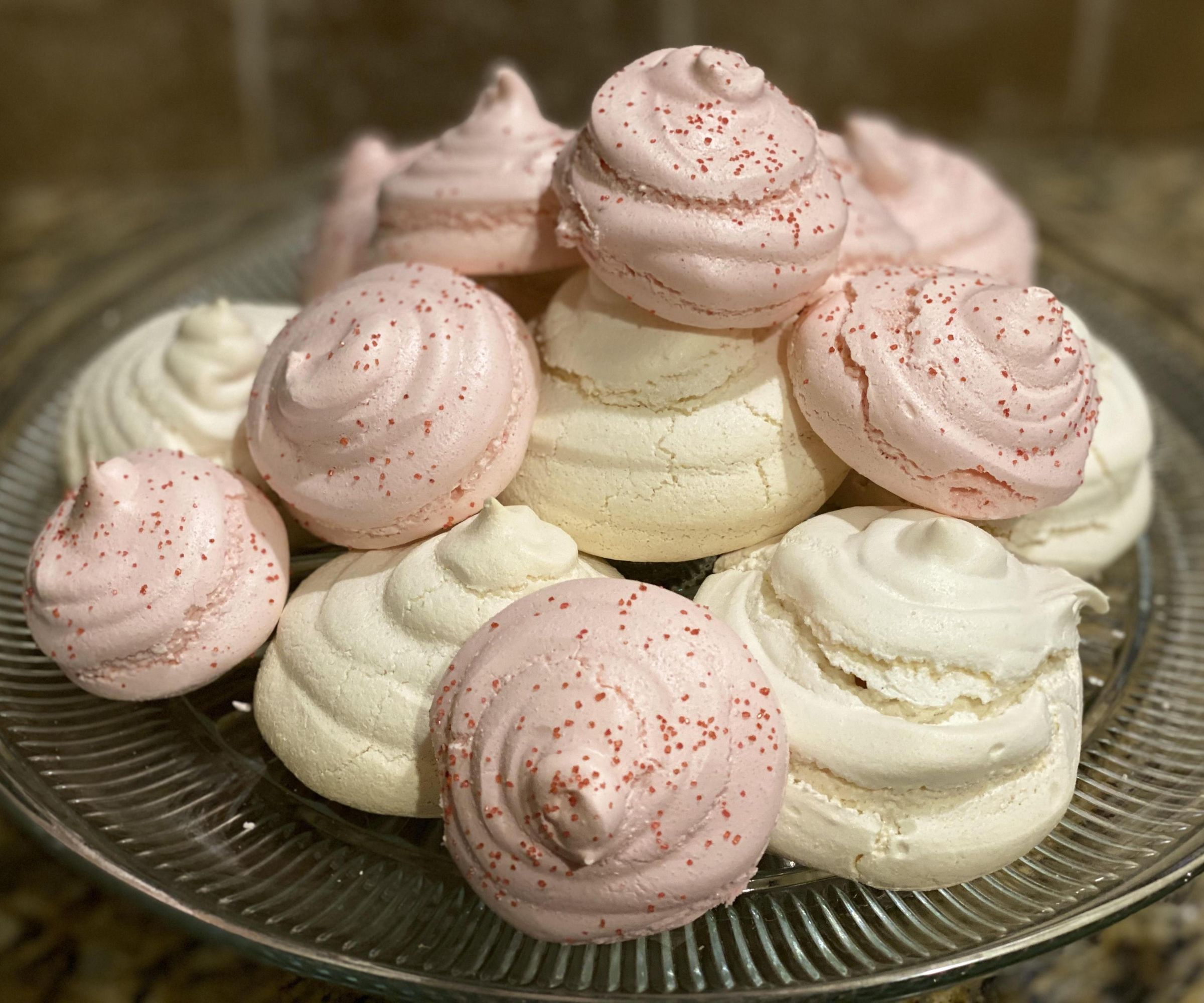 How to Make Vanilla Meringue Cookies