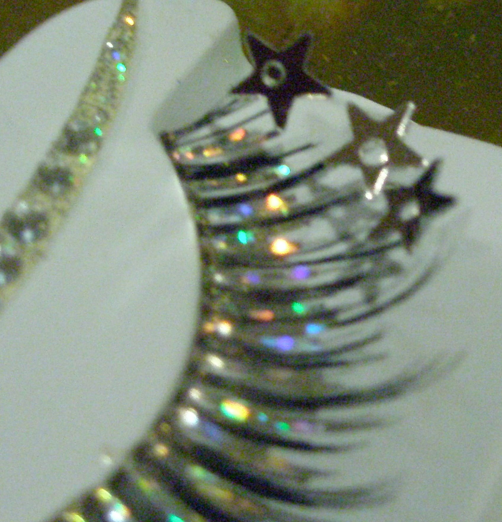 How to Make and Apply Your Own Novelty Eyelashes