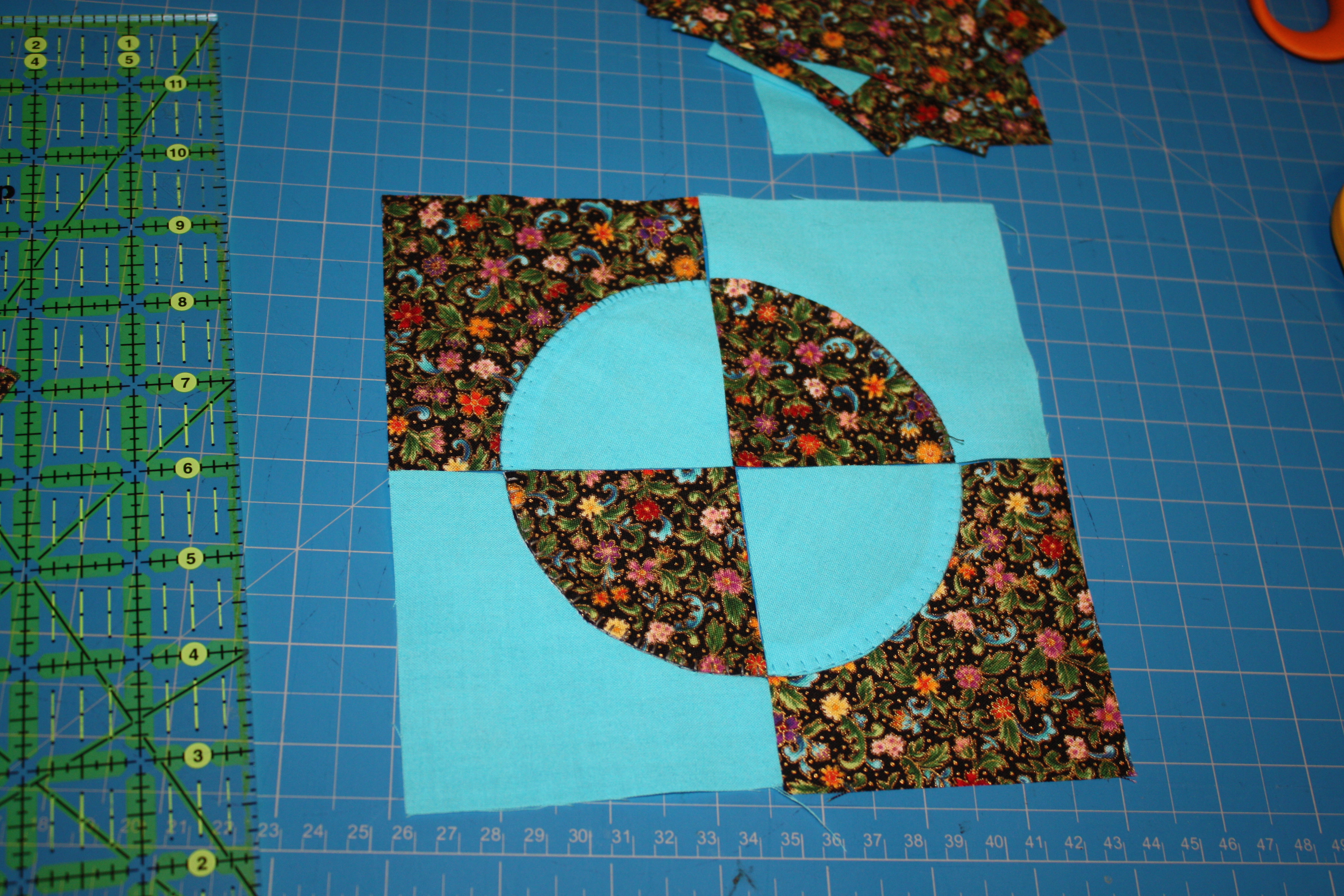 Sew an Easy, Stress Free Drunkard's Path Quilt Block