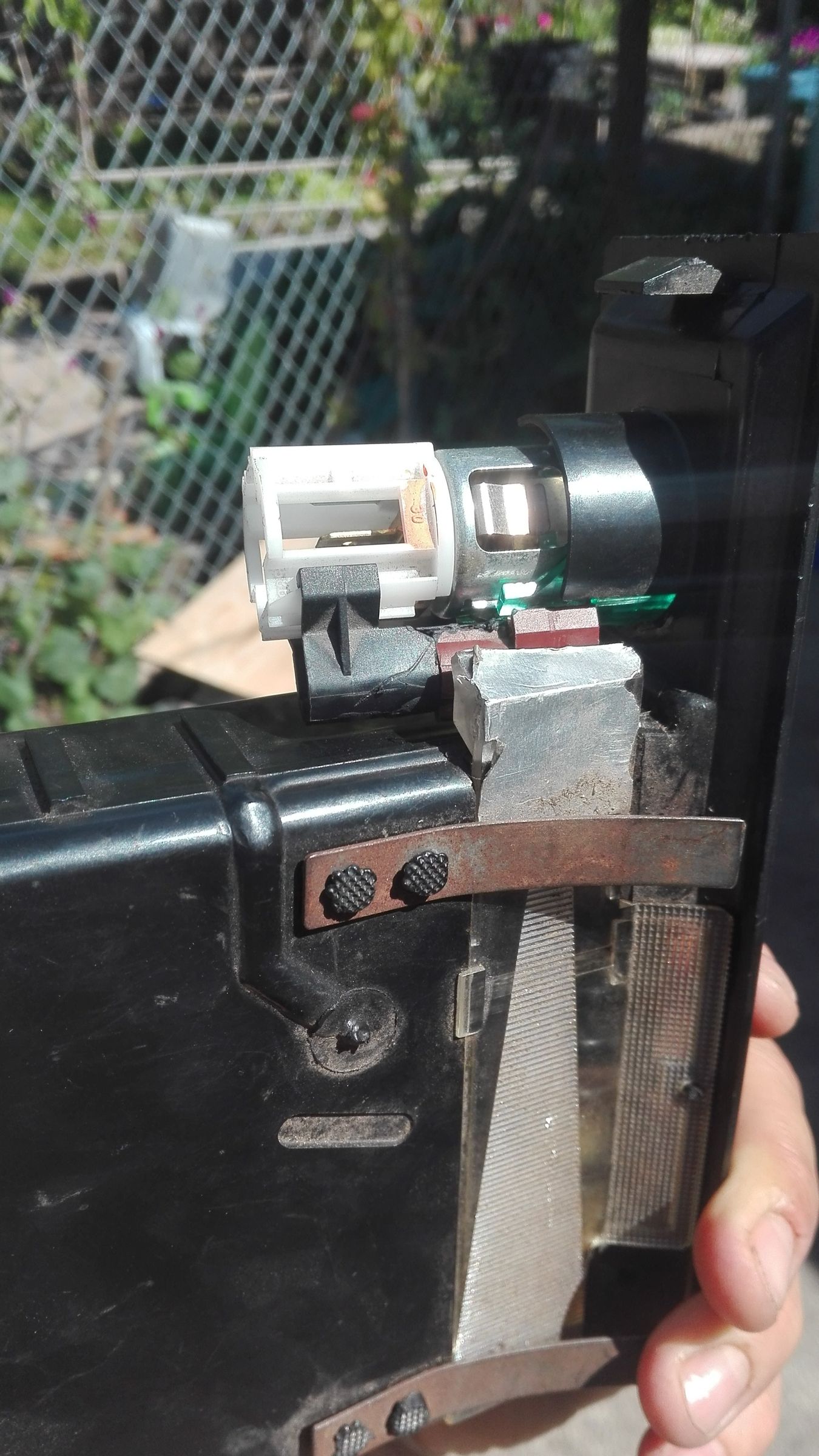 Make Conductive Glue and Glue a Circuit