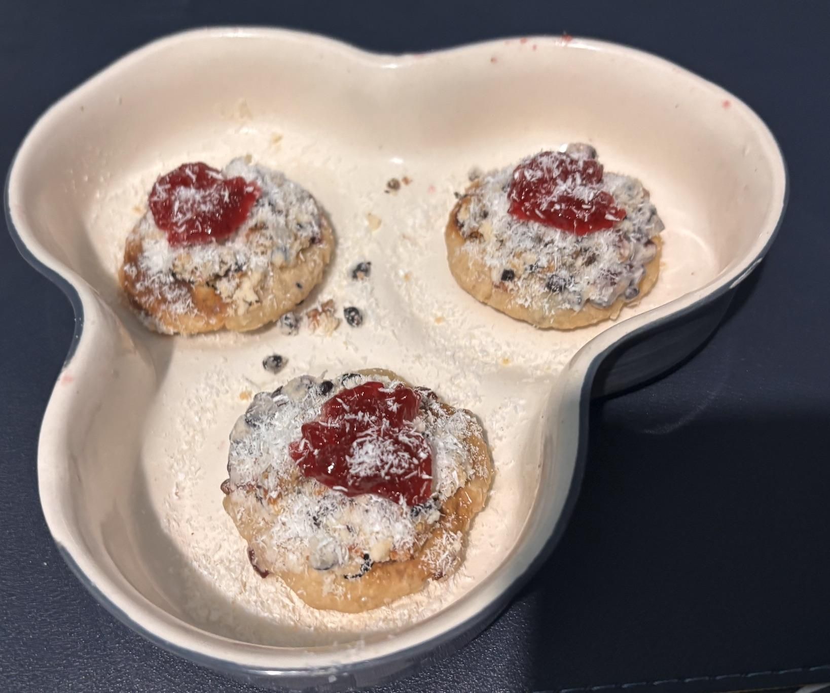 Christmas Snowy Heart Cookie