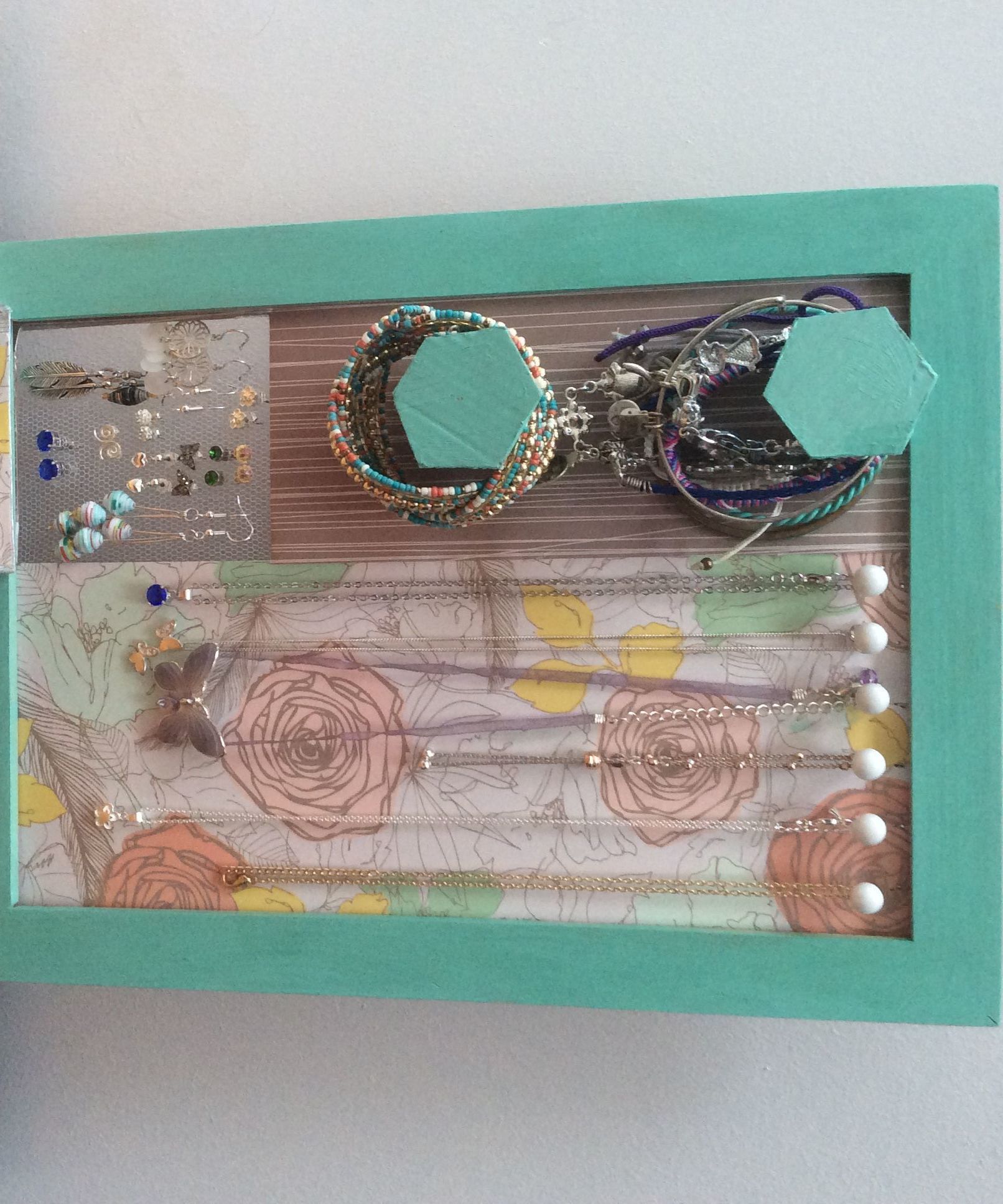 3-in-1 Jewellery Organiser From Old Frame