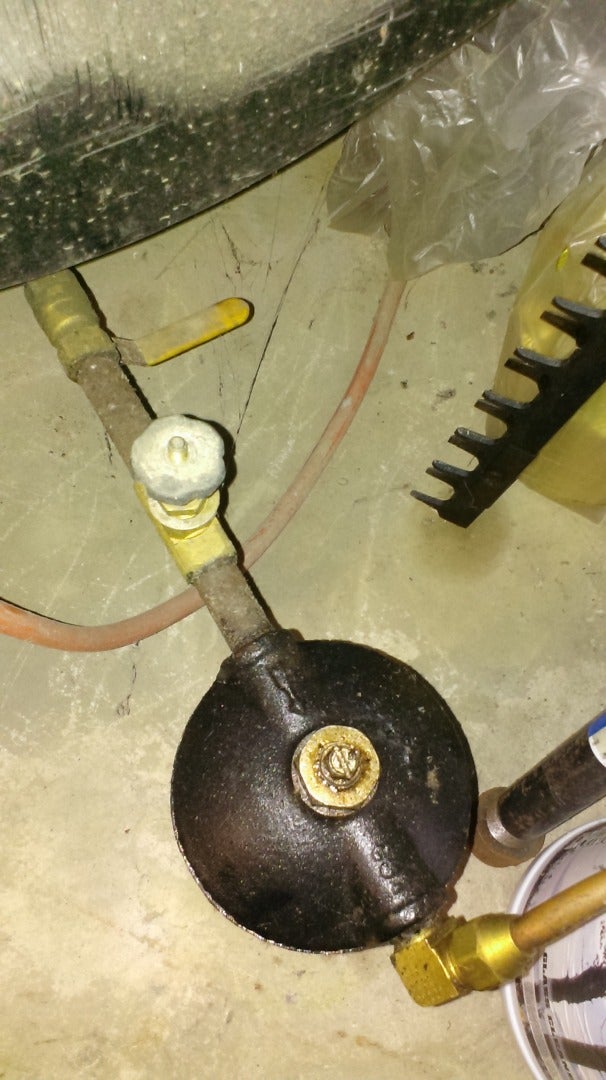 Turn Off Fuel Valve on Oil Tank