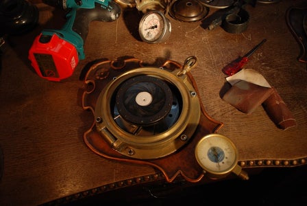 Steampunk Wearable Timemachine