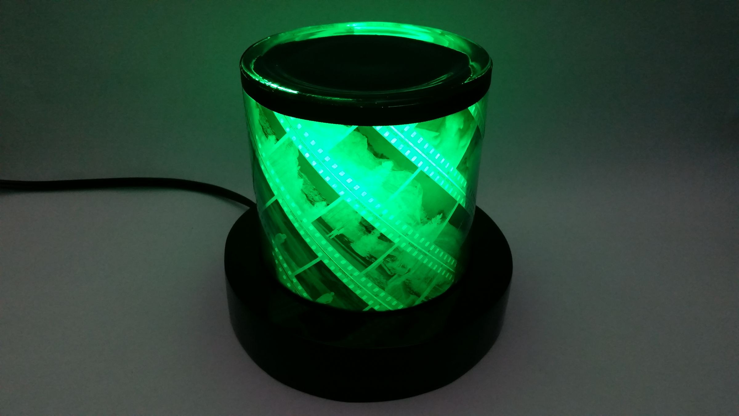 The Positively Amazing Negative Lamp 18 Steps (with Pictures