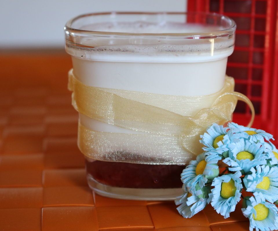 Yogures Caseros Con Mermelada De Fresas