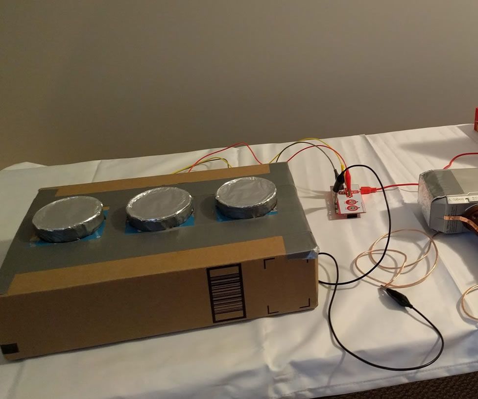 Build a Holiday Whack-a-Mole Game With Scratch and Makey Makey