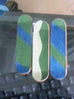 How to Use Glitter Paper As Grip Tape for a Tech Deck
