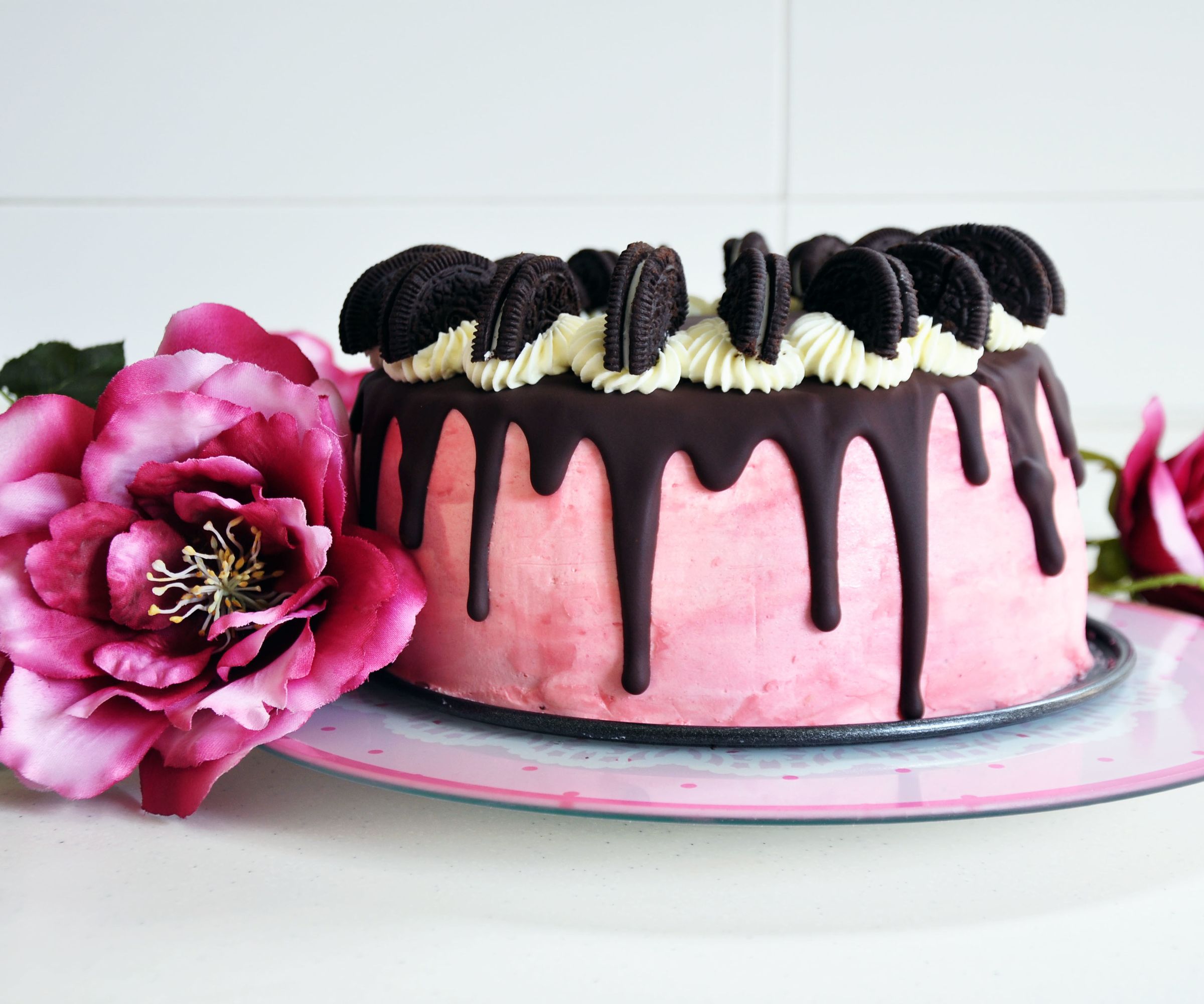 5-Layer Midnight Cake With Cheesecake Filling and Pink Buttercream