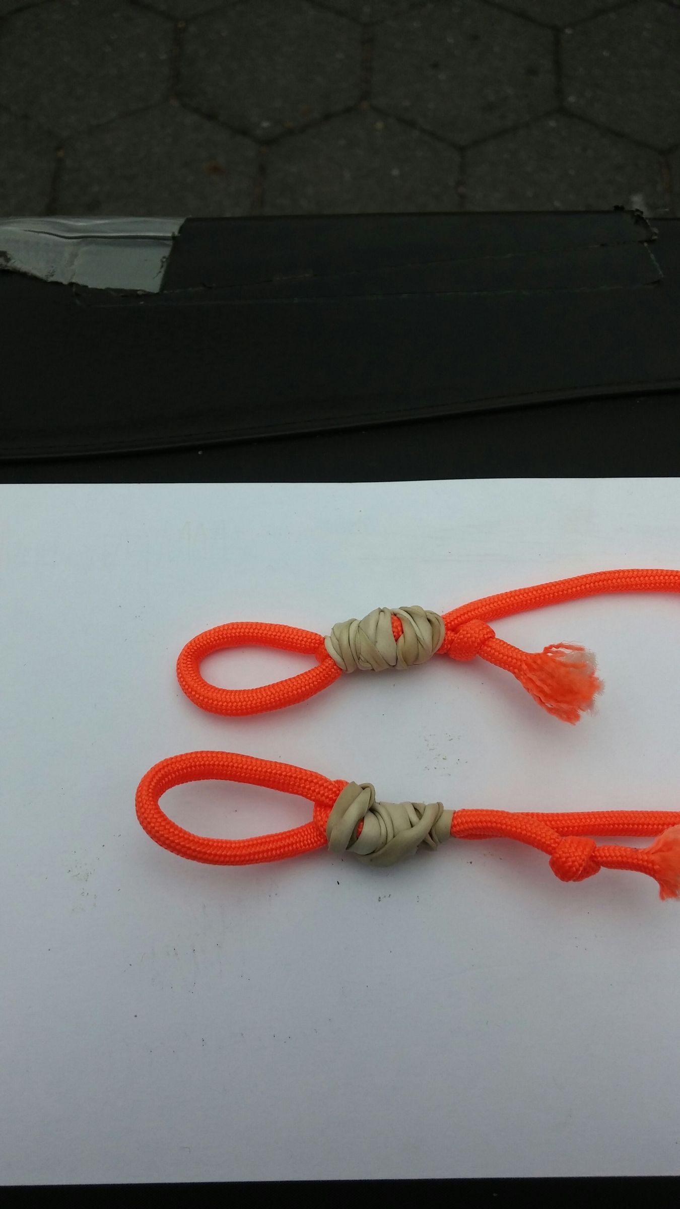 Strong Paracord Loops 4 Steps Instructables