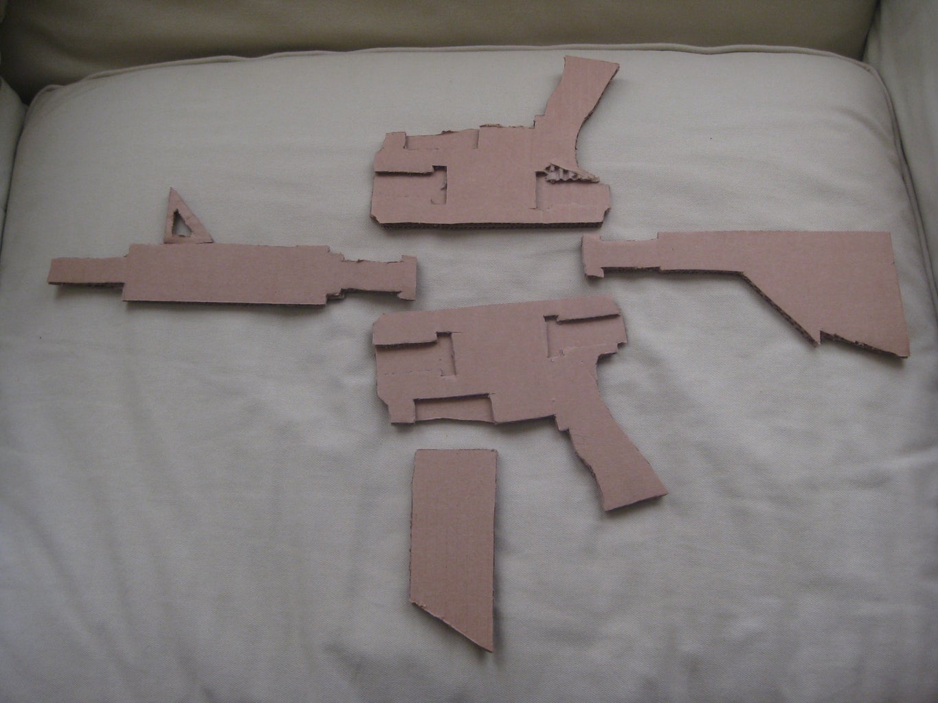 Cardboard Assault Rifle! : 5 Steps - Instructables