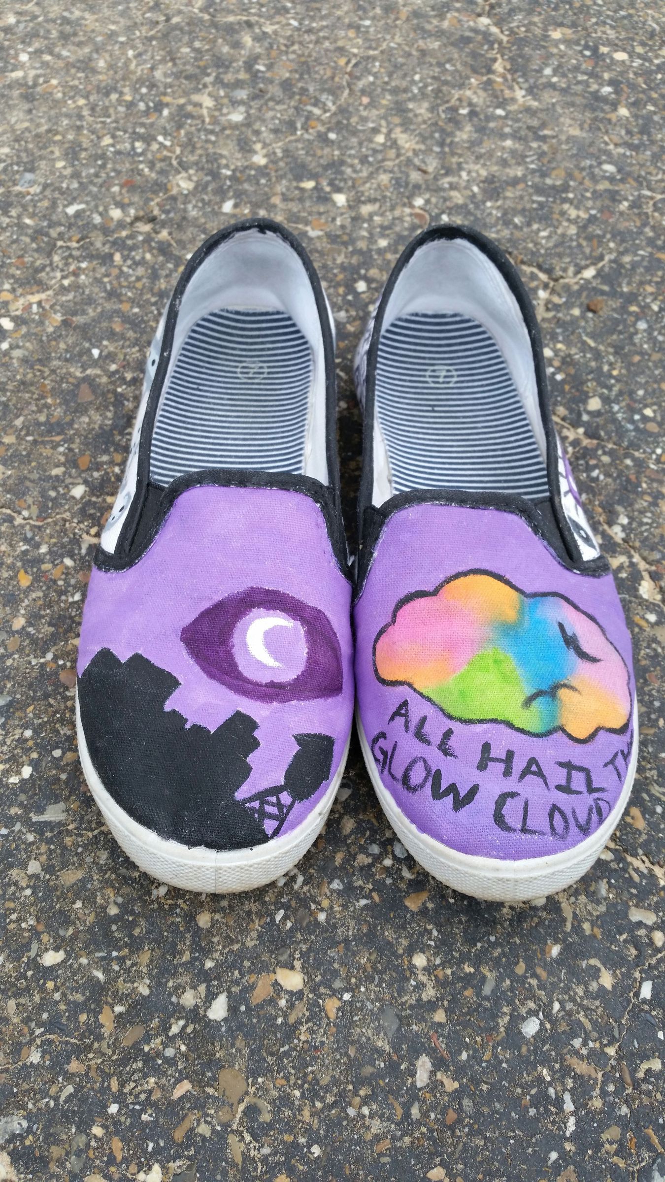 Welcome to Nightvale Shoes : 4 Steps (with Pictures) - Instructables, image size:2100x3733