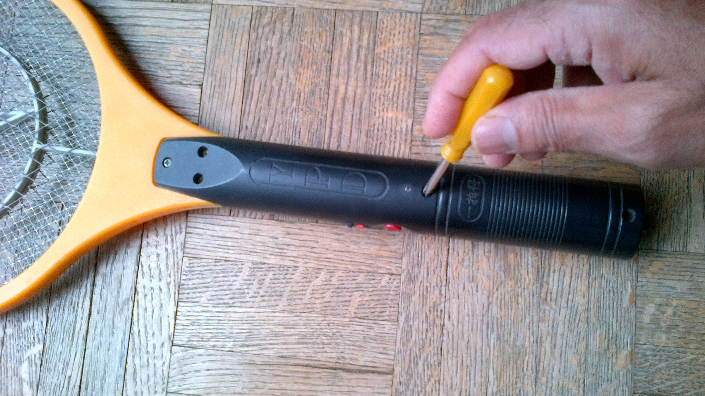 Bug Zapper Battery Replacement 7 Steps Instructables