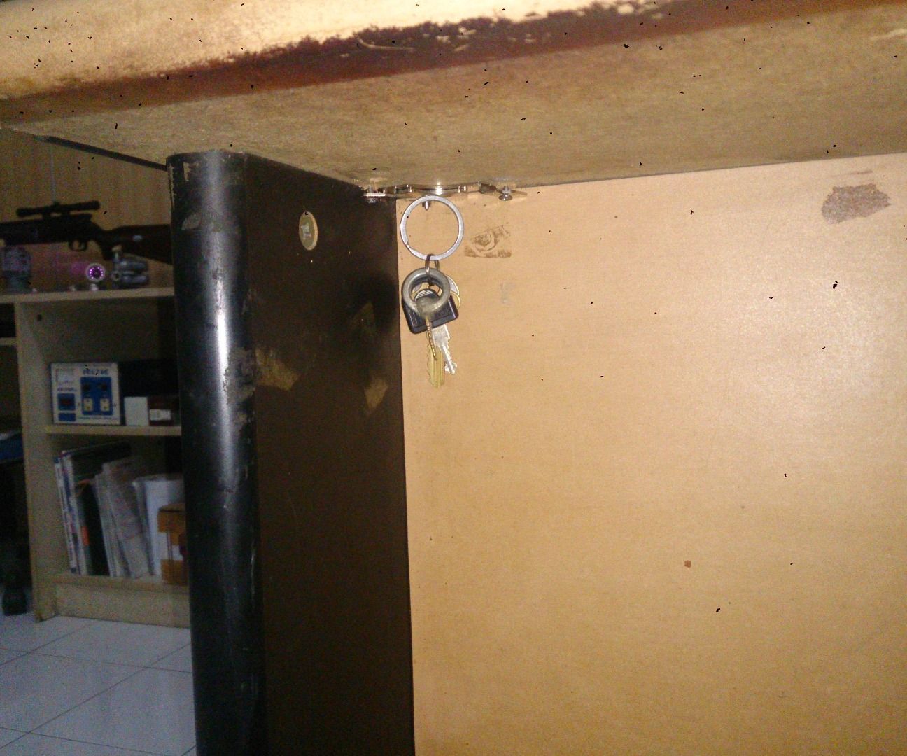 Hidden Magnetic Key Holder