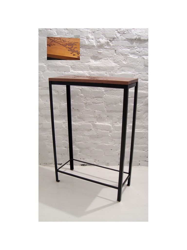 BLOSSOM (Sidetable)