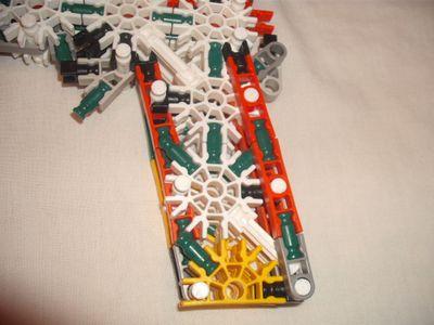 Attaching the Body Parts (Handle)