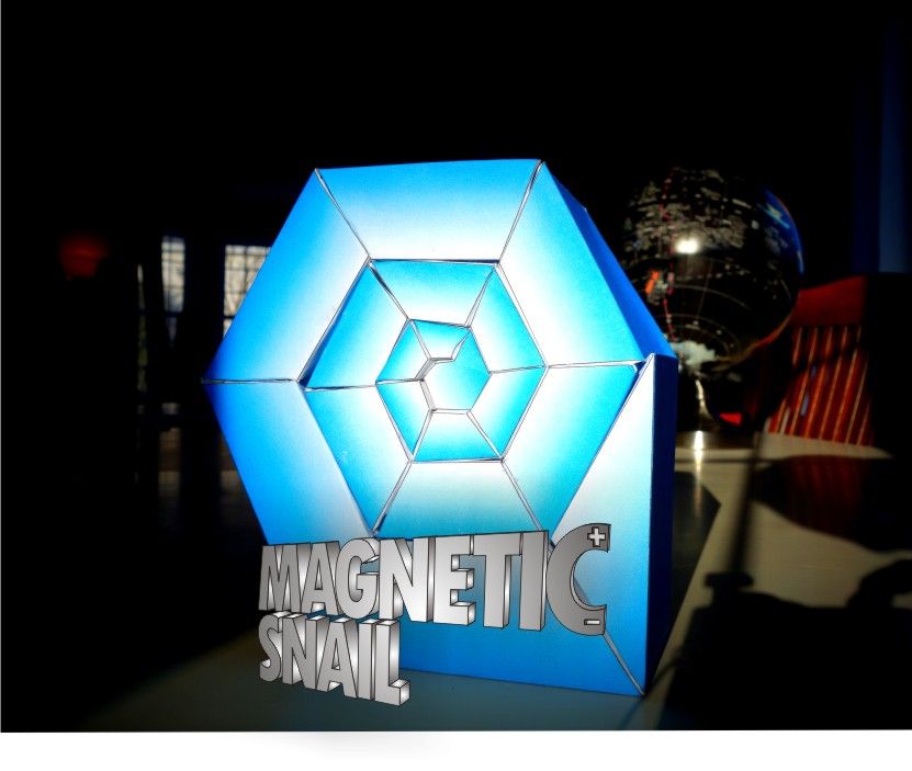 MAGNETIC SNAIL: Self Assembling Origami