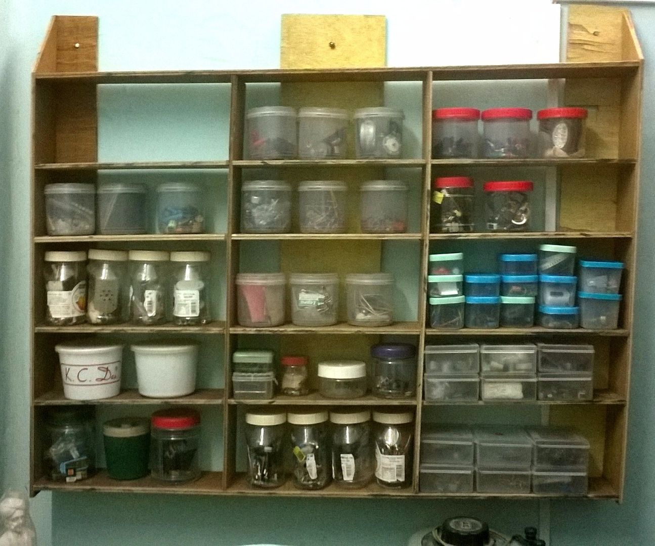 Odds and Ends - Interlocked Shelf