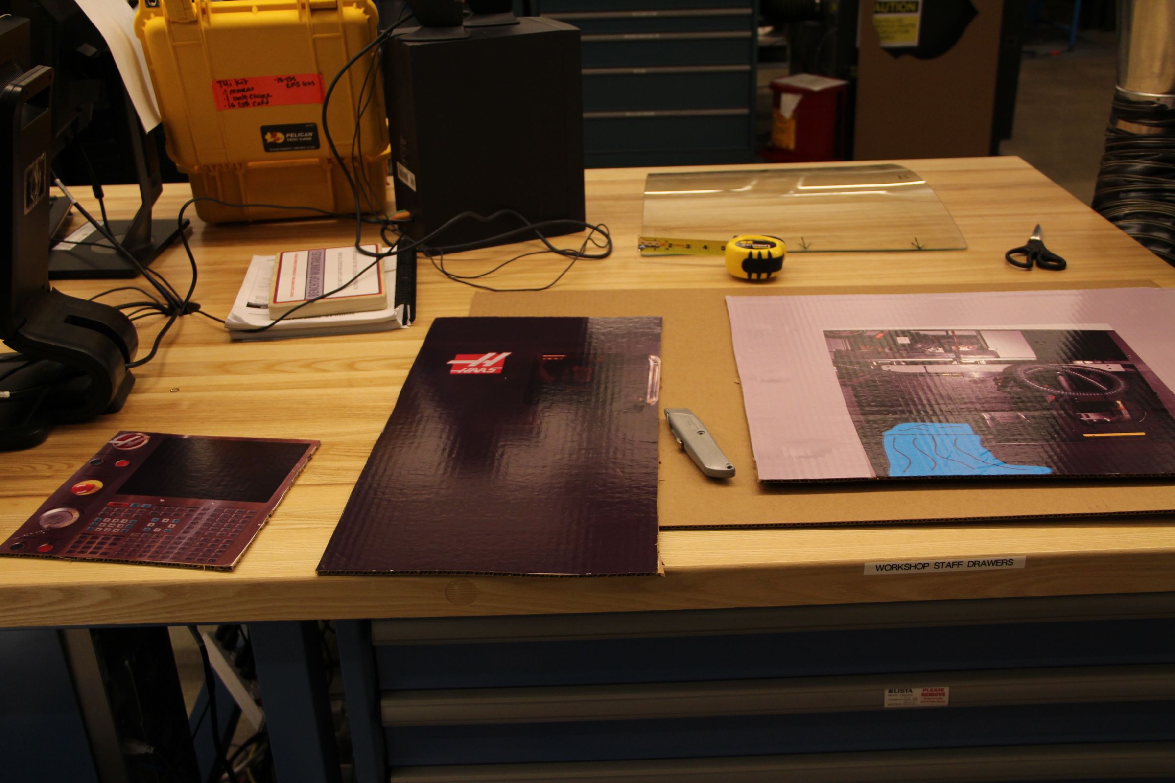 Pier 9 Guide: Roland VersaCAMM Vinyl Printer : 5 Steps - Instructables