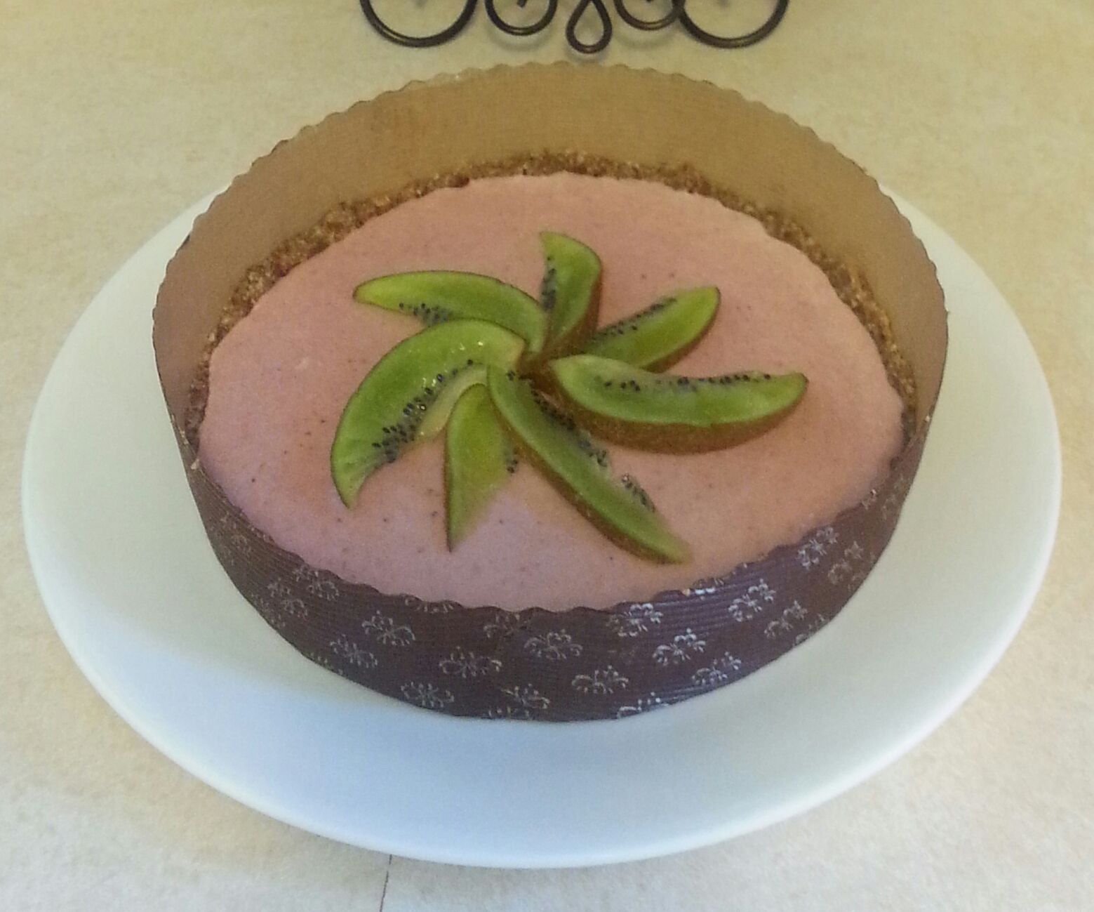 Raw Srawberry Kiwi Tart