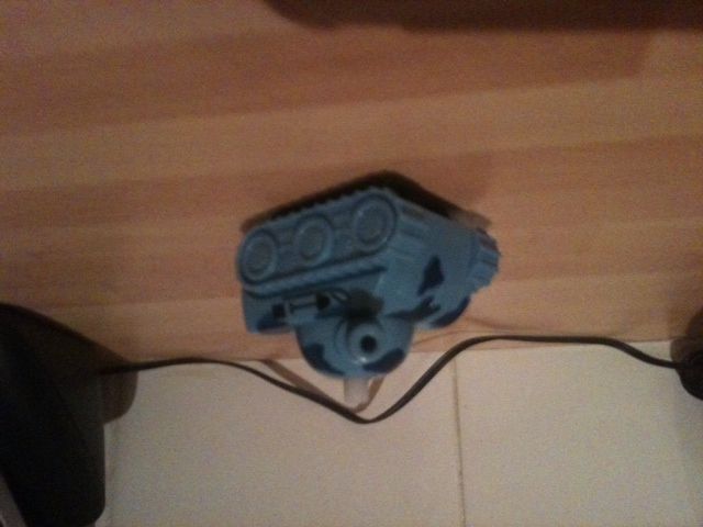 How to Make a Wind Up Tank Know Not to Go Over the Edges of Surfaces