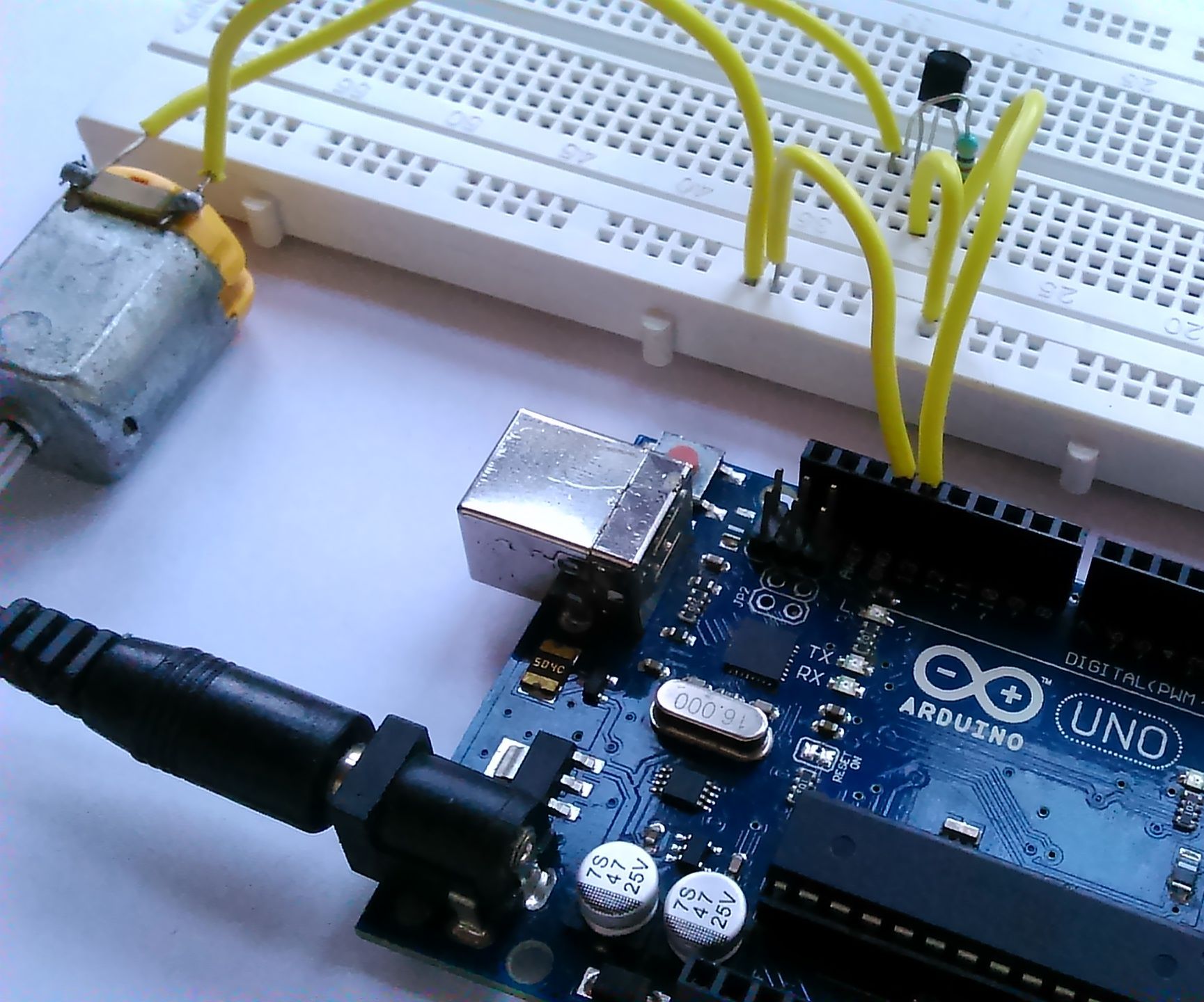 Use Transistor As Motor Driver : Basic