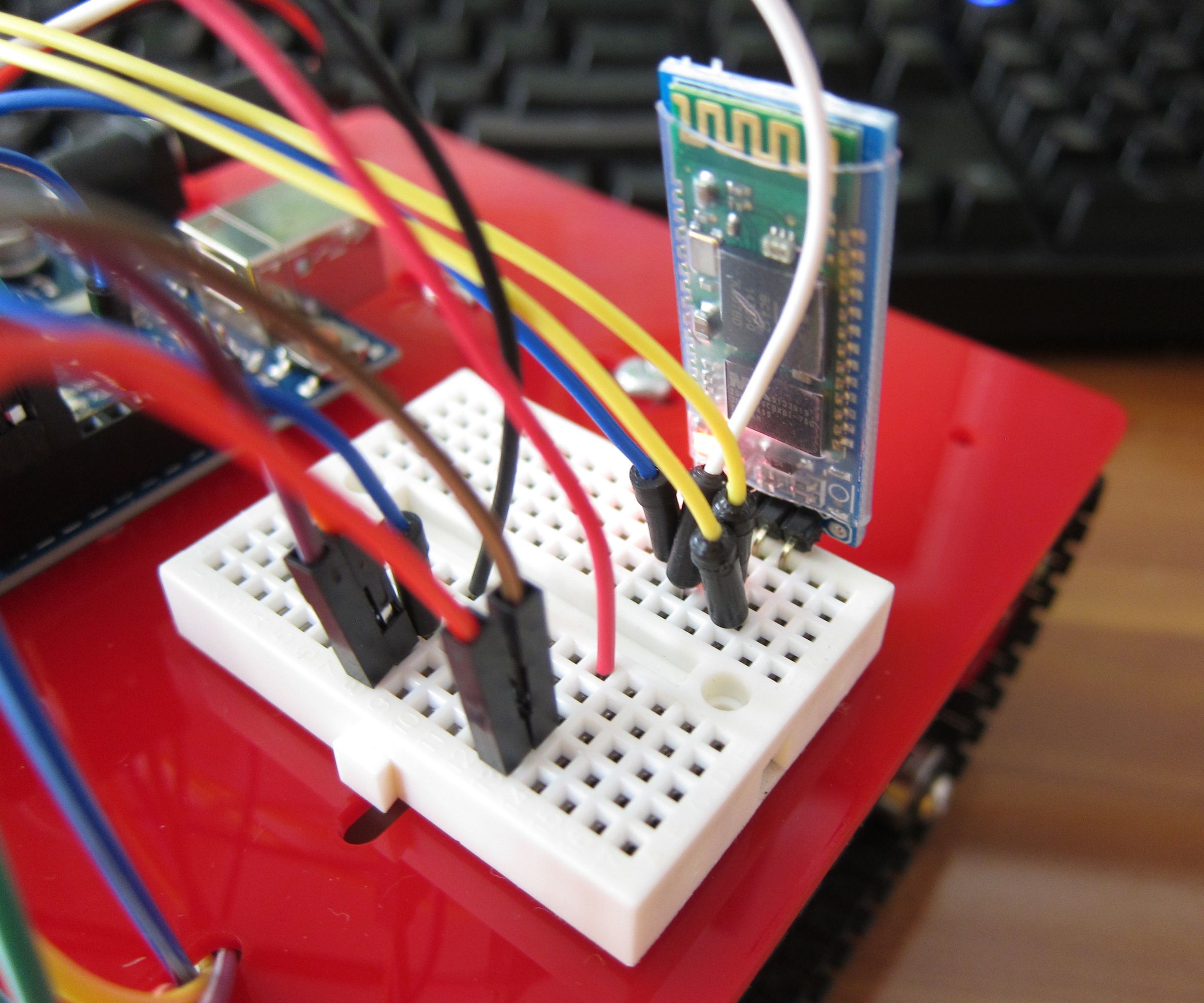 My Fourth Project: Smart Tank Chassis With Bluetooth