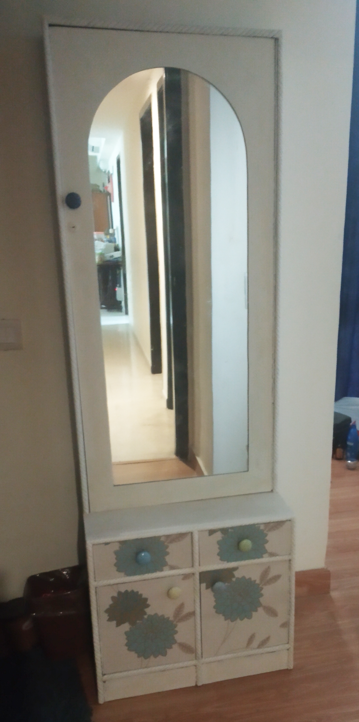 Bringing Old Furniture Back To Life 4 Steps With Pictures