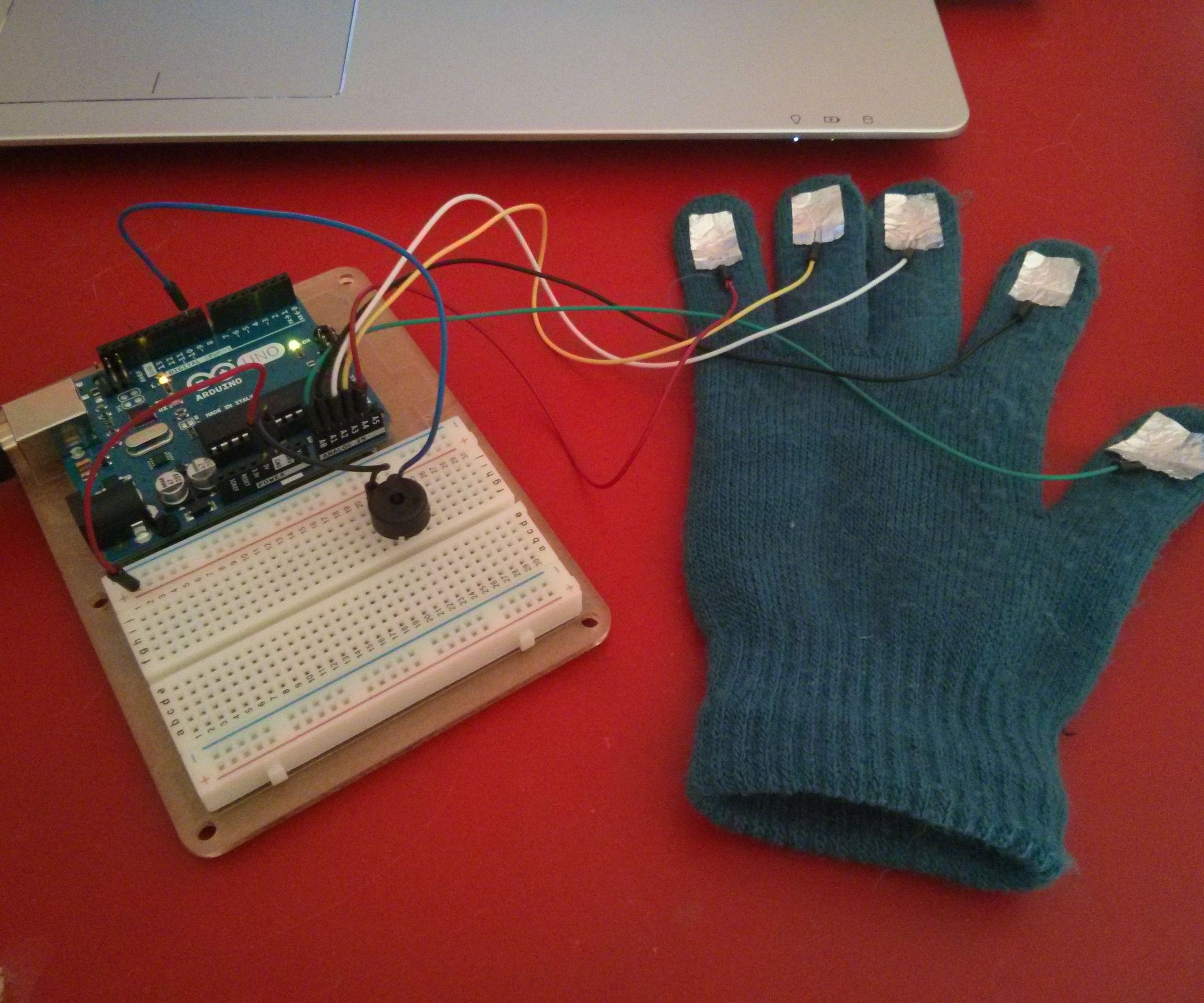 Piano TouchSense Glove