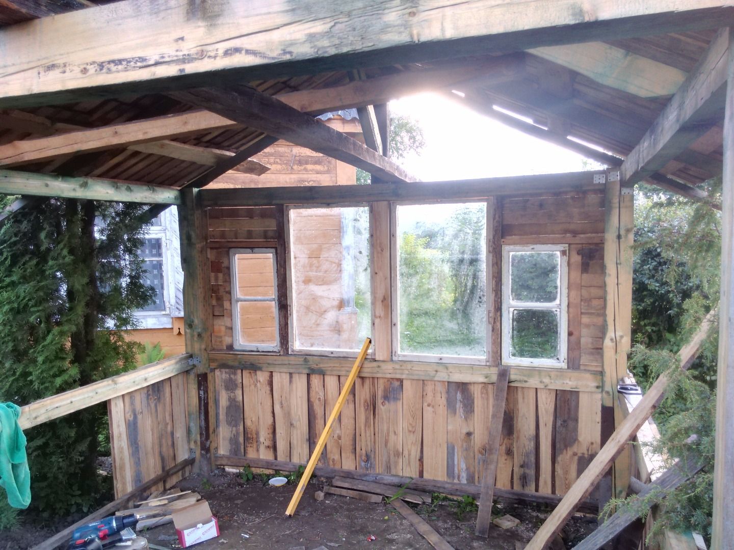 Summer Shed From Recycled Materials 9 Steps (with Pictures