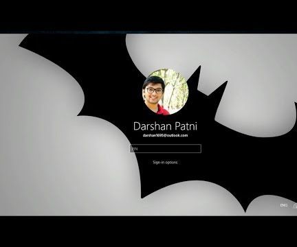 Change Windows 10 Login Background