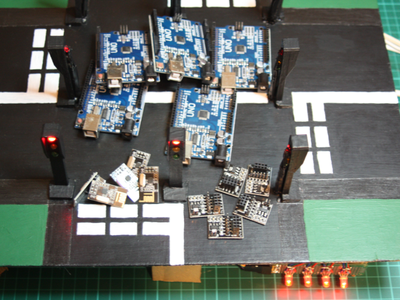 4 Way Traffic Light System Using 5 Arduinos and 5 NRF24L01 Wireless ...
