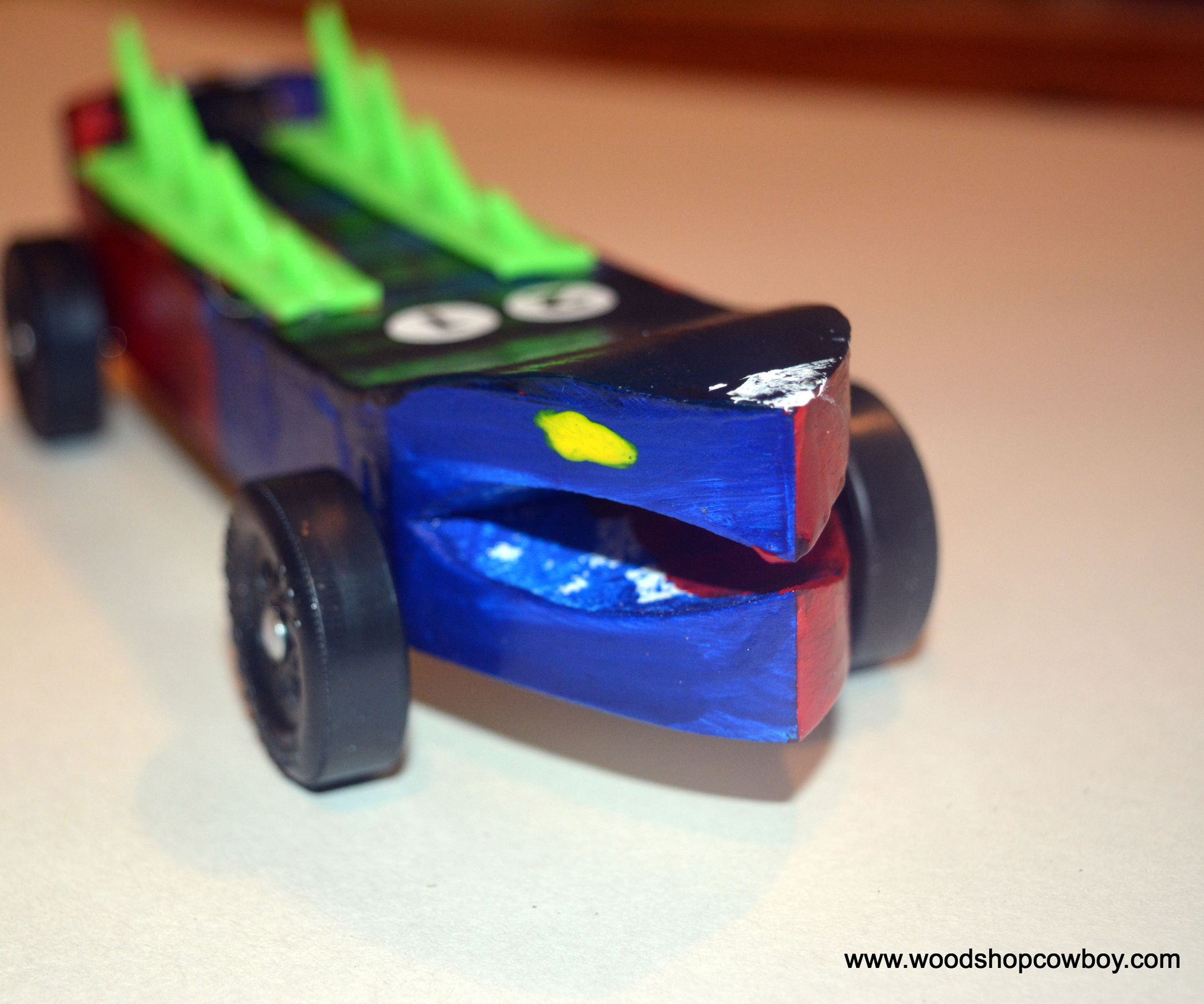 best way to lubricate pinewood derby wheels What is the best graphite to use for Pinewood Derby cars? main image 1