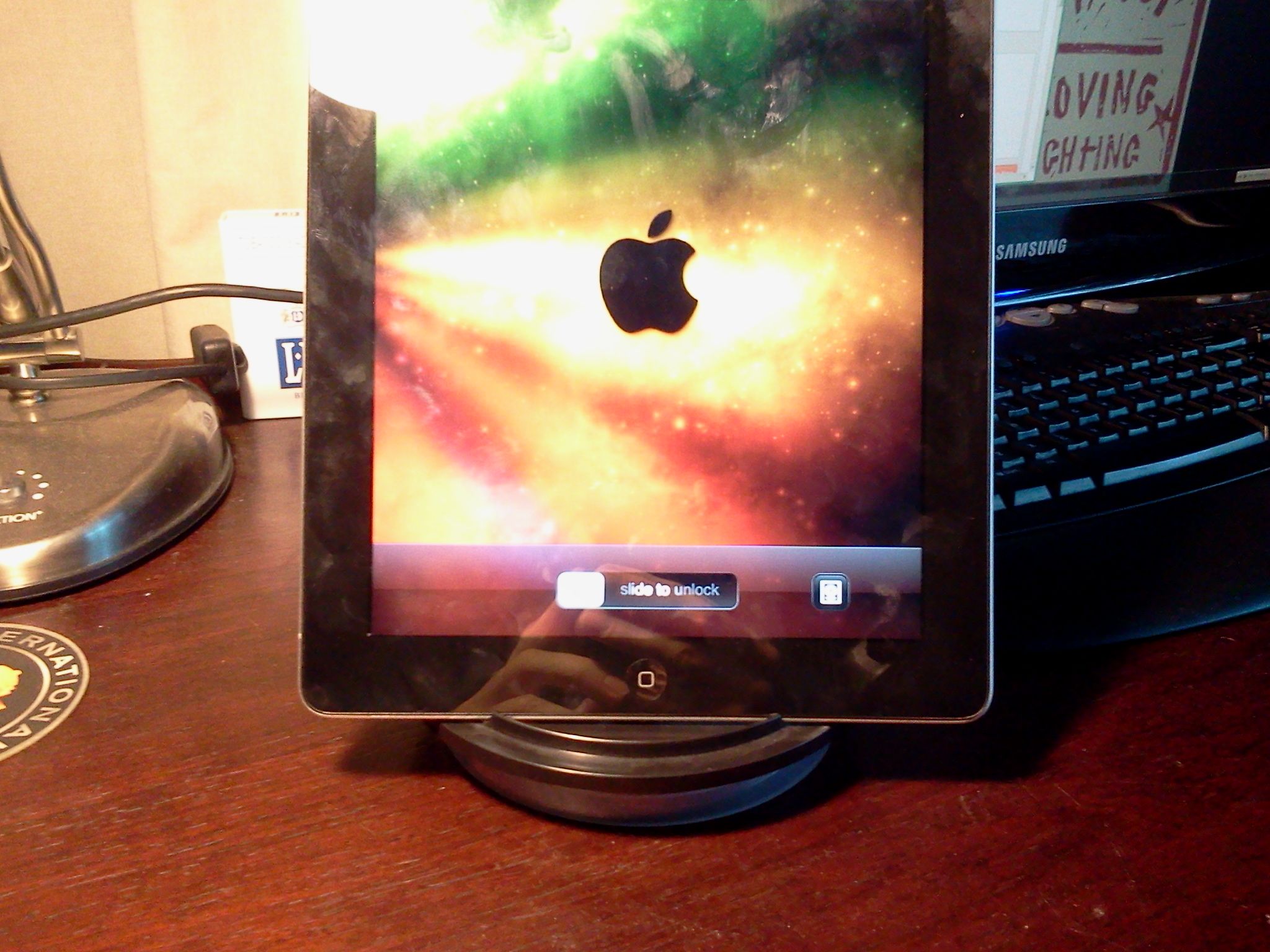 Simplest Ipad Stand Using CD/DVD Spindle