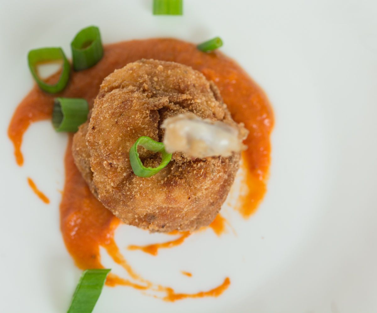 Chicken Lollipops With Tomato-Chili Sauce
