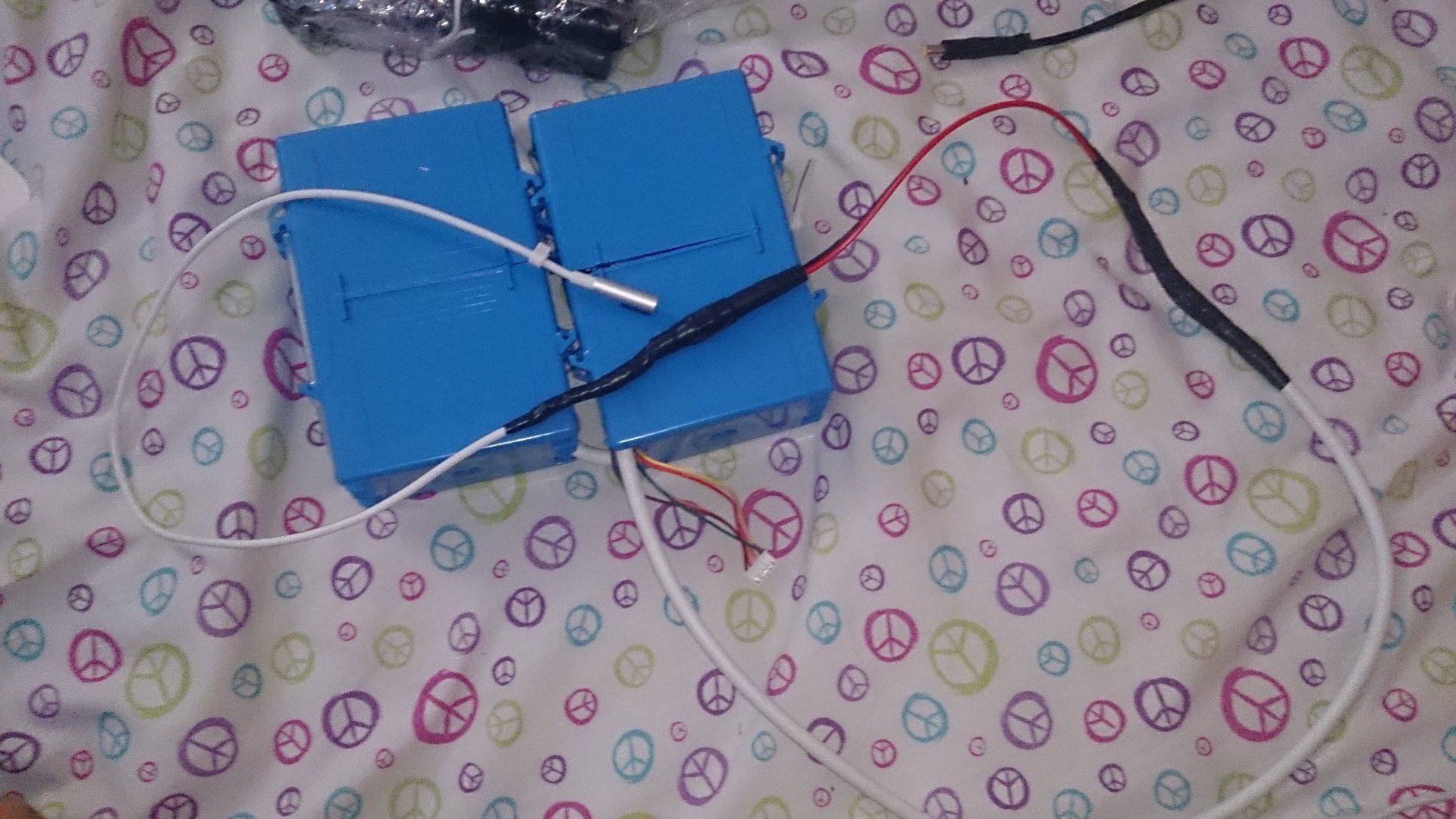 How to Make an External Battery Pack for Macbook Air for Under 30 9