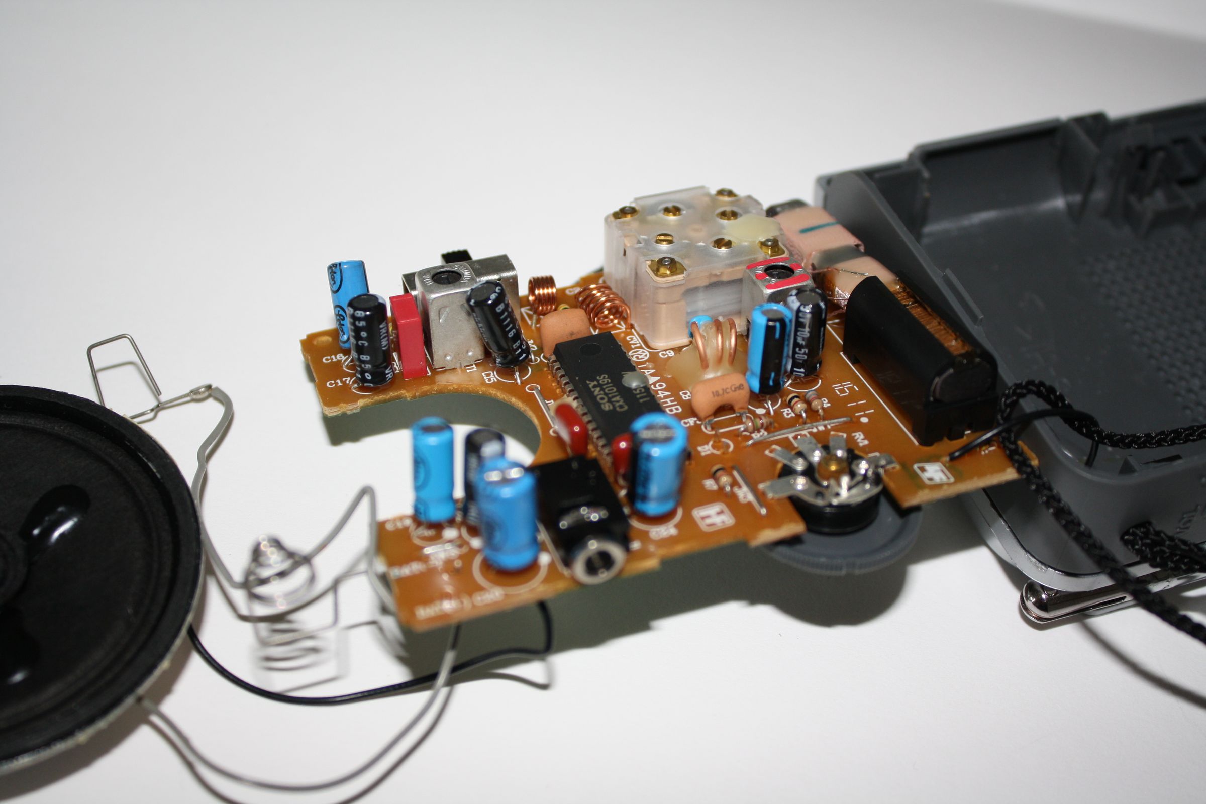 Coin Radio Hacking a Radio 13 Steps (with Pictures) Instructables