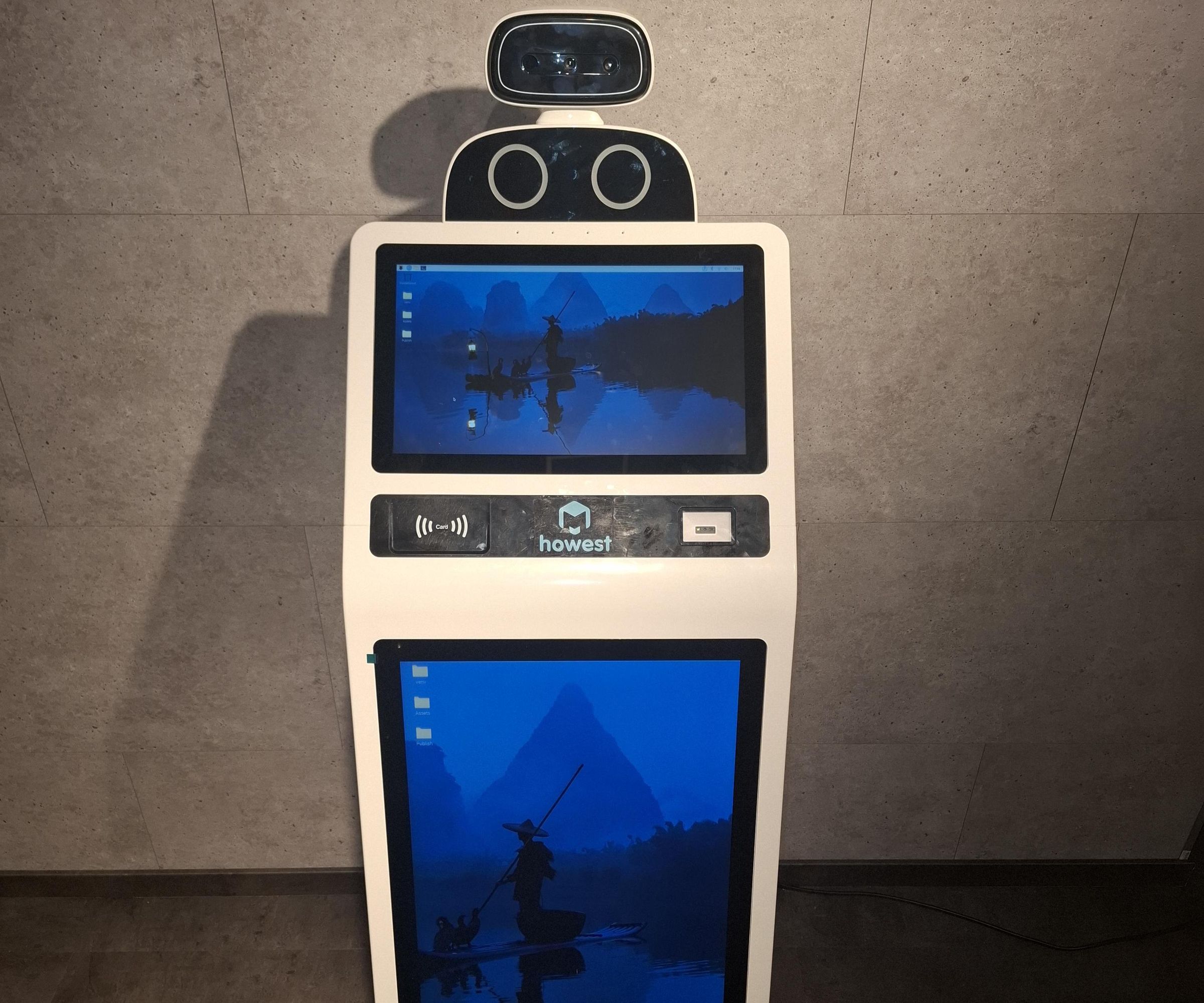 MCT Hospitality Robot