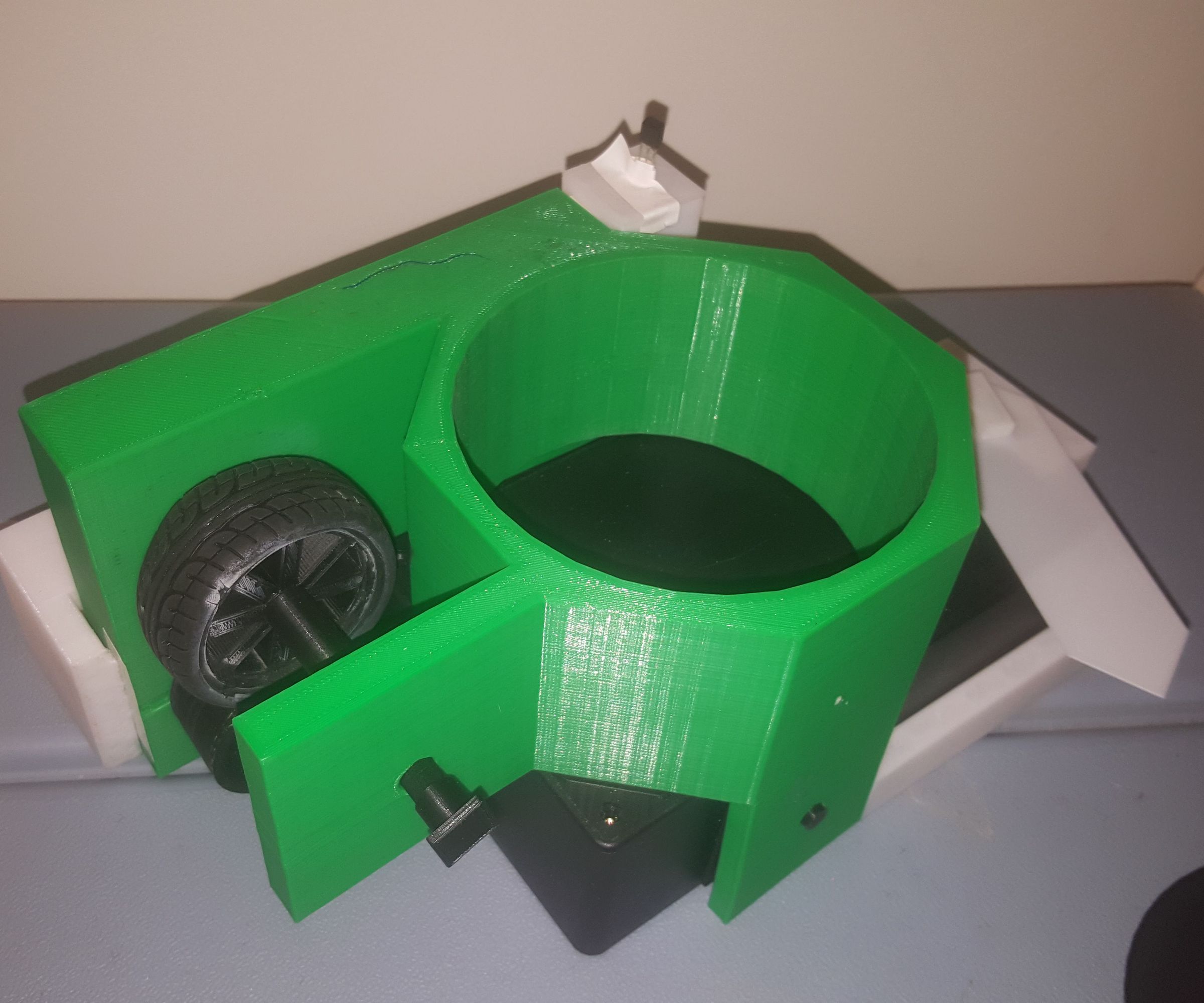 Disc Throwing Machine 