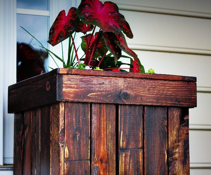 Planter Box From Pallets