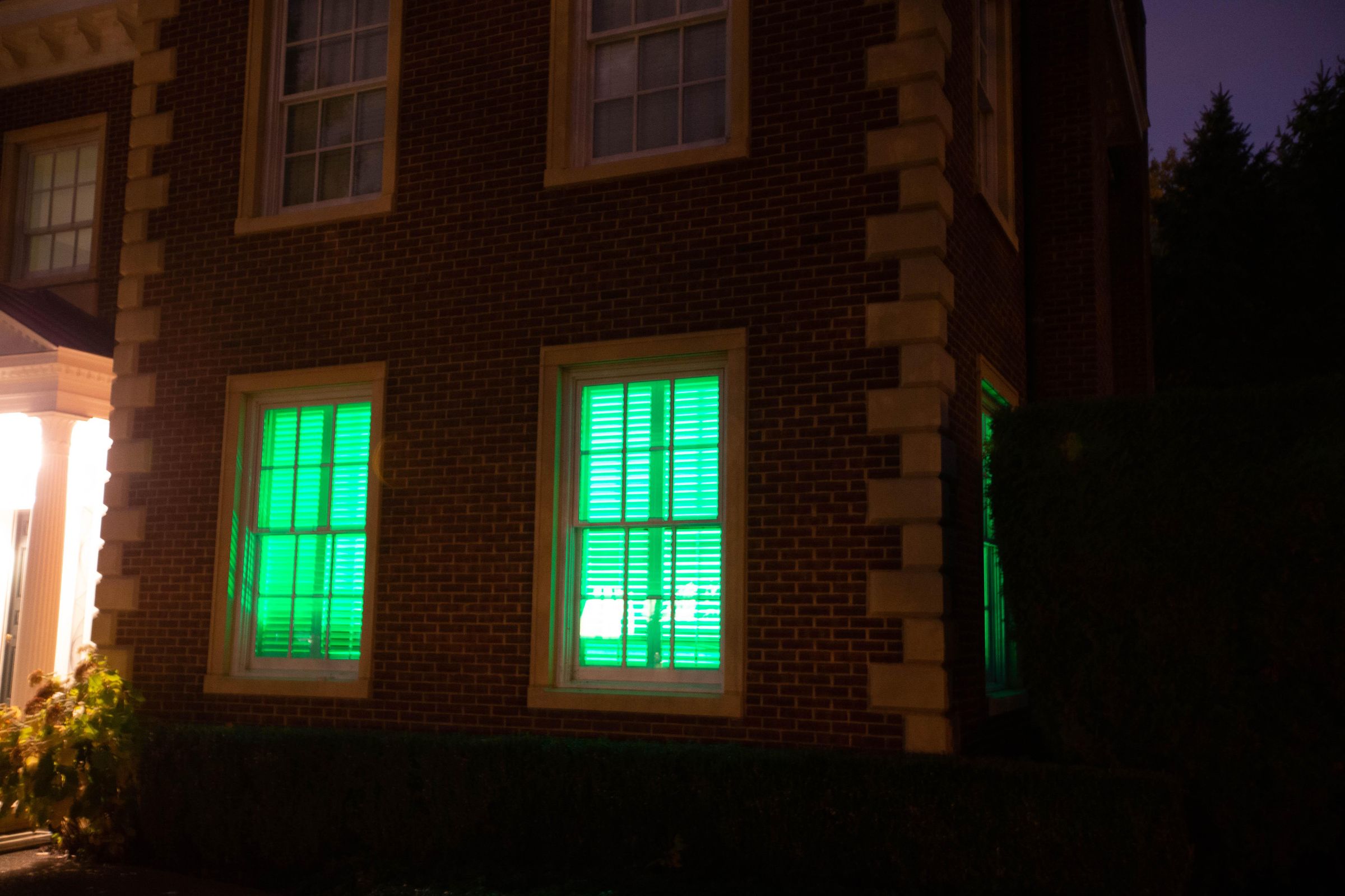 Simple Lighting Effect With Led Panels