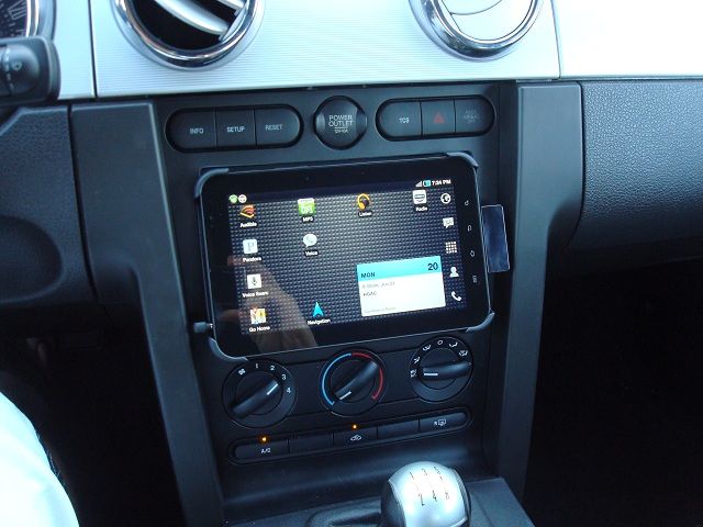 Android Tablet as Car PC
